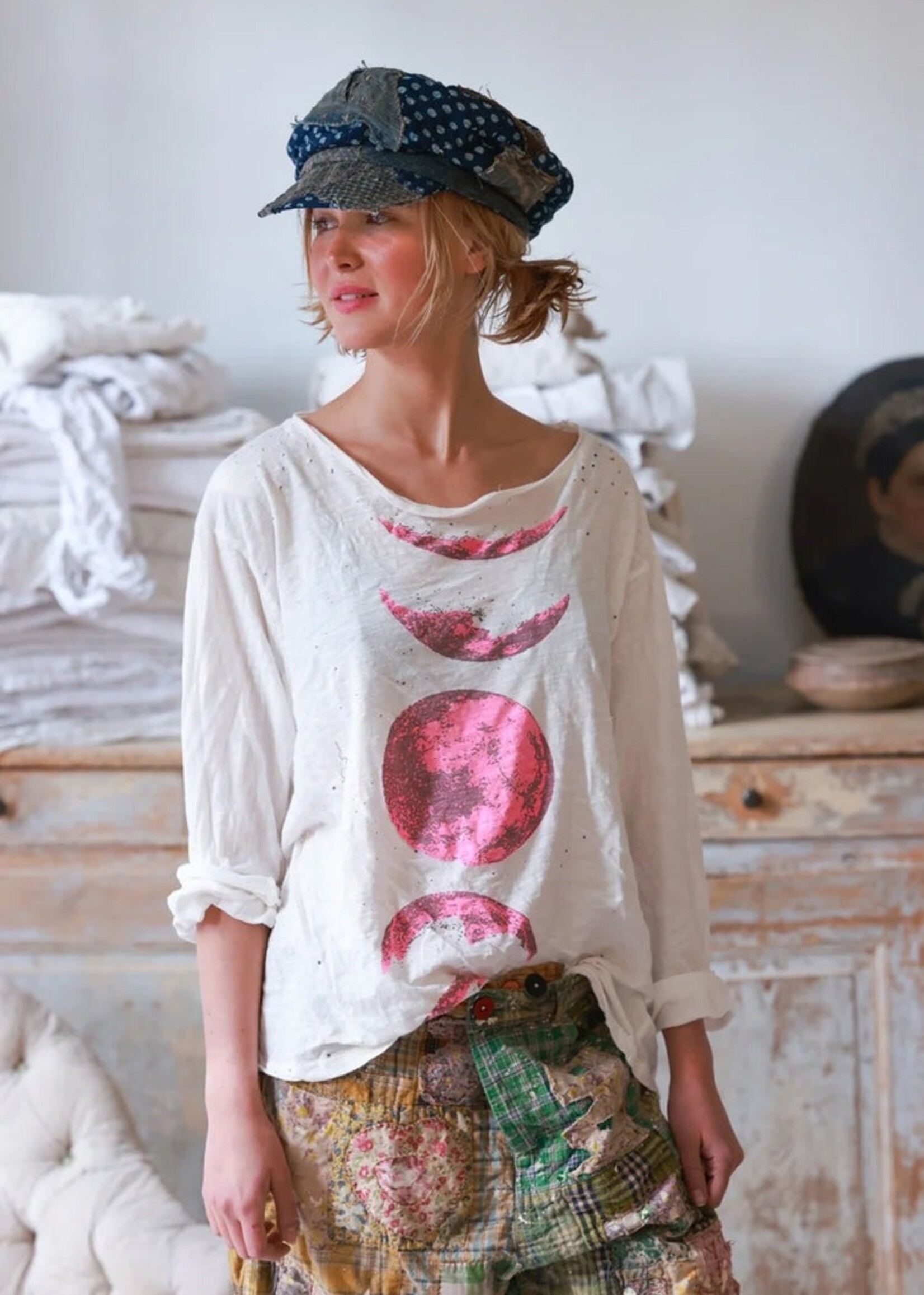 Magnolia Pearl Master Of Time Phases Viggo Tee Top 1493 Dragonfruit