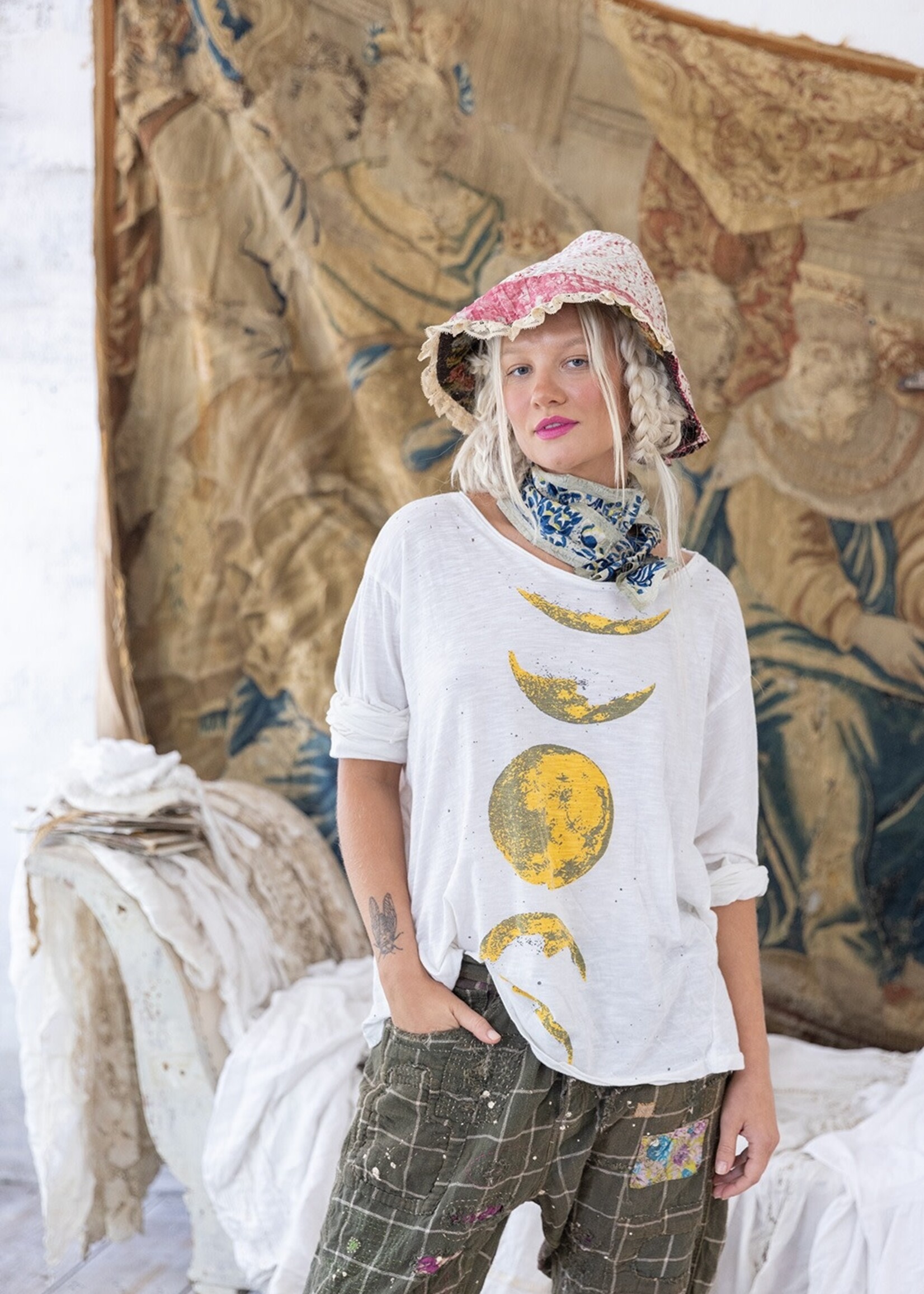 Magnolia Pearl Master Of Time Phases Viggo Tee Top 1493 Nala