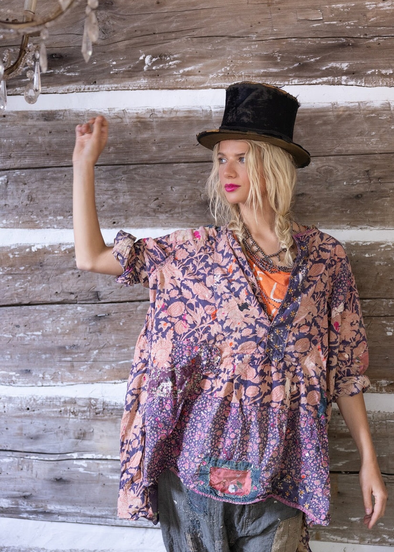 Magnolia Pearl Printed Prairie Top 1775 Stone Rose One Size