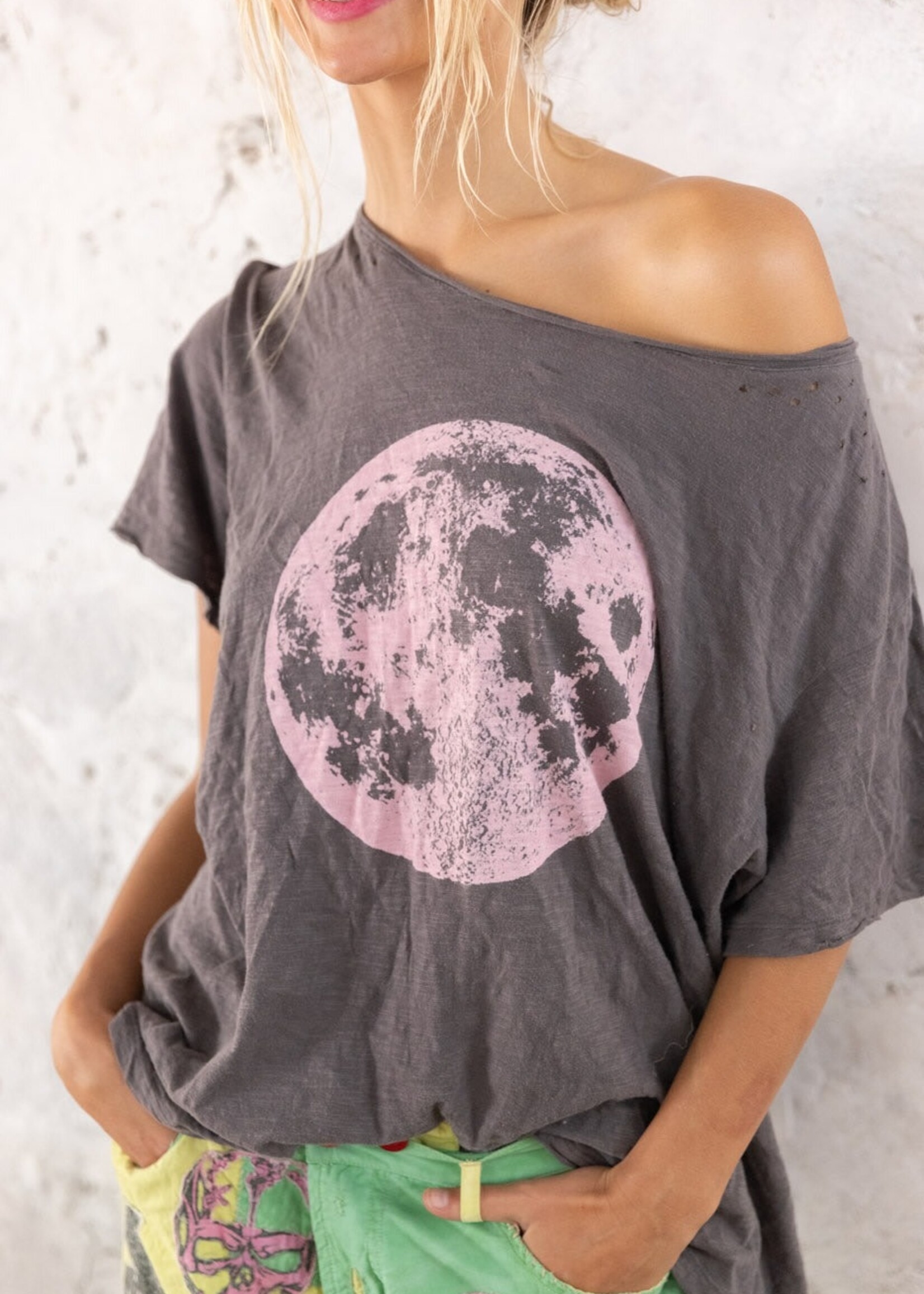 Magnolia Pearl Strawberry Moon Tee TOP 800 Ozzy One Size