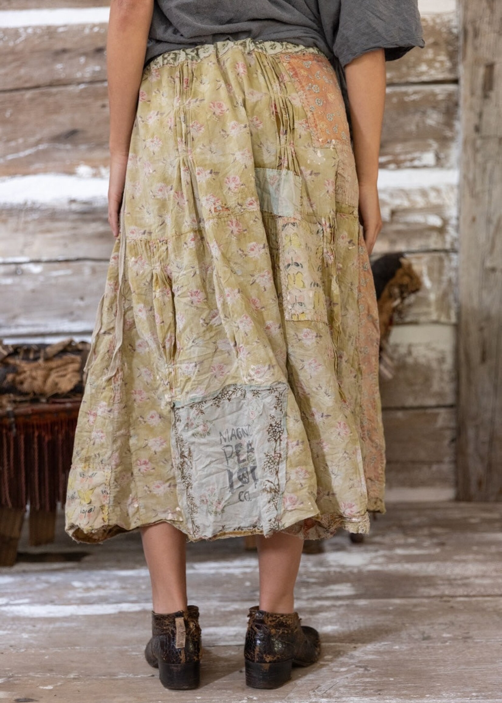 Magnolia Pearl Reza SKIRT 184 Mocha Rose One Size