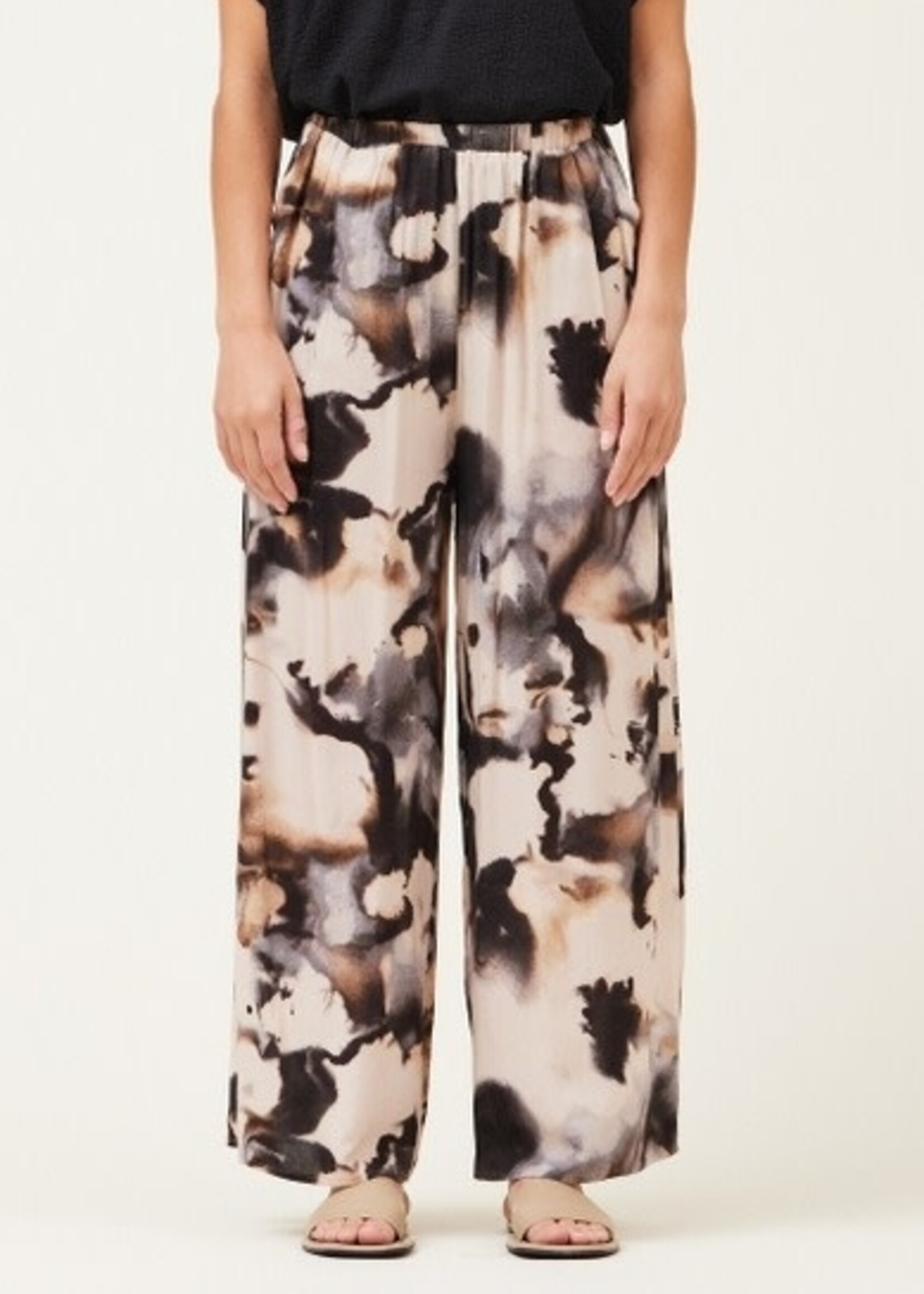 Grade & Gather Swirl Print Wide Leg Pant
