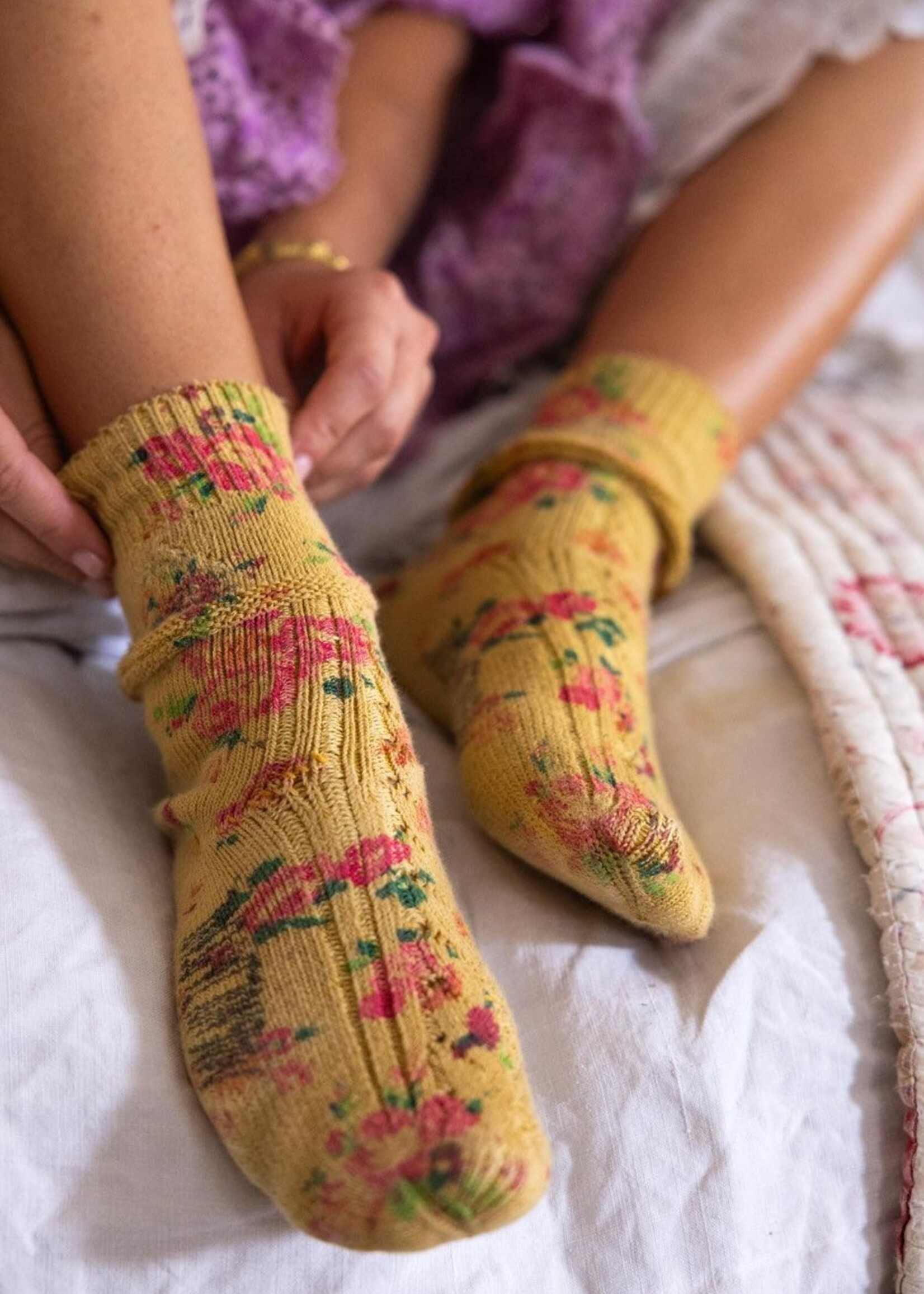 Magnolia Pearl MP Floral Lil Dipper Socks 098 Narita