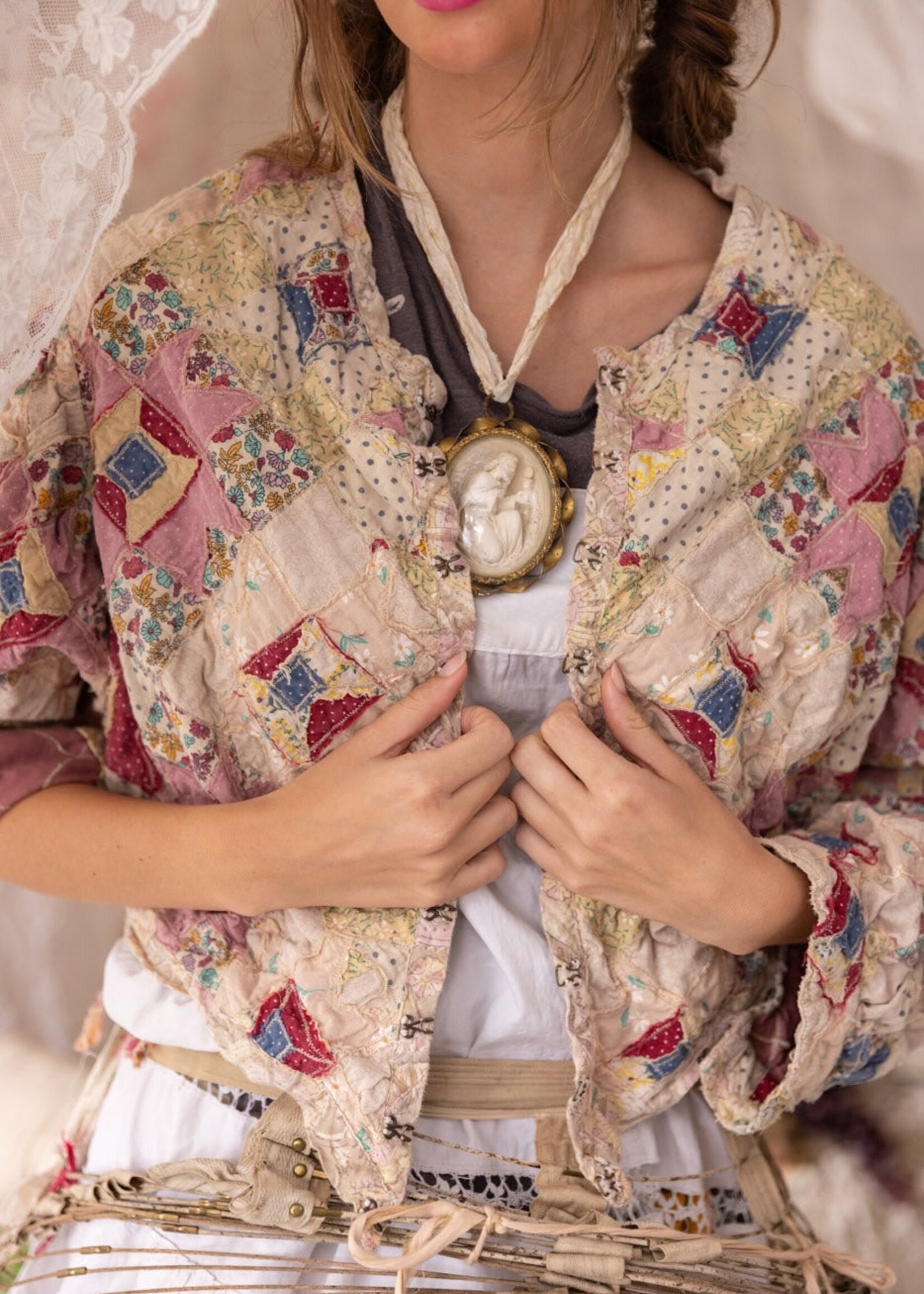Magnolia Pearl Quiltwork Luisa Jacket 541  Ellis One Size