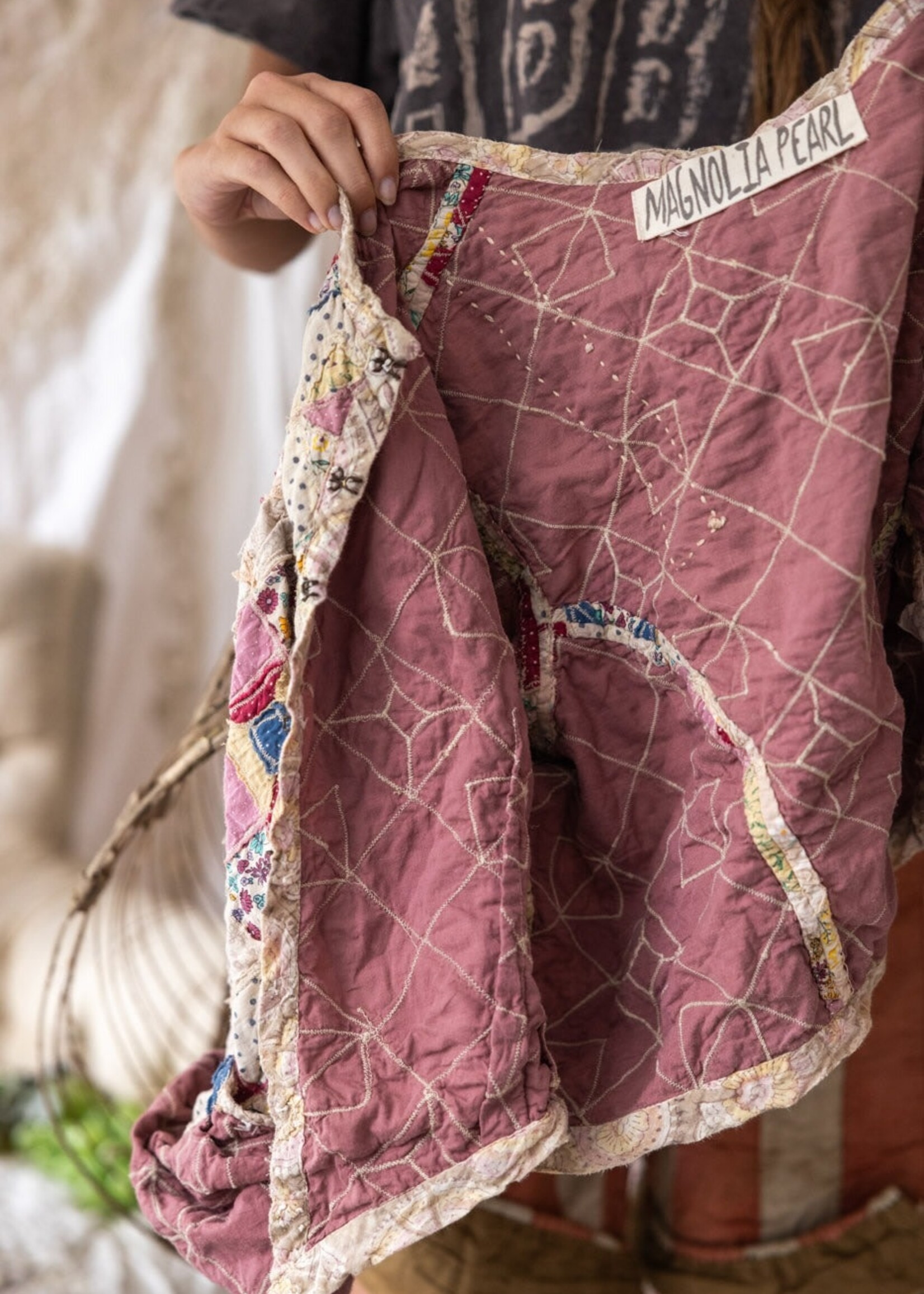 Magnolia Pearl Quiltwork Luisa Jacket 541  Ellis One Size