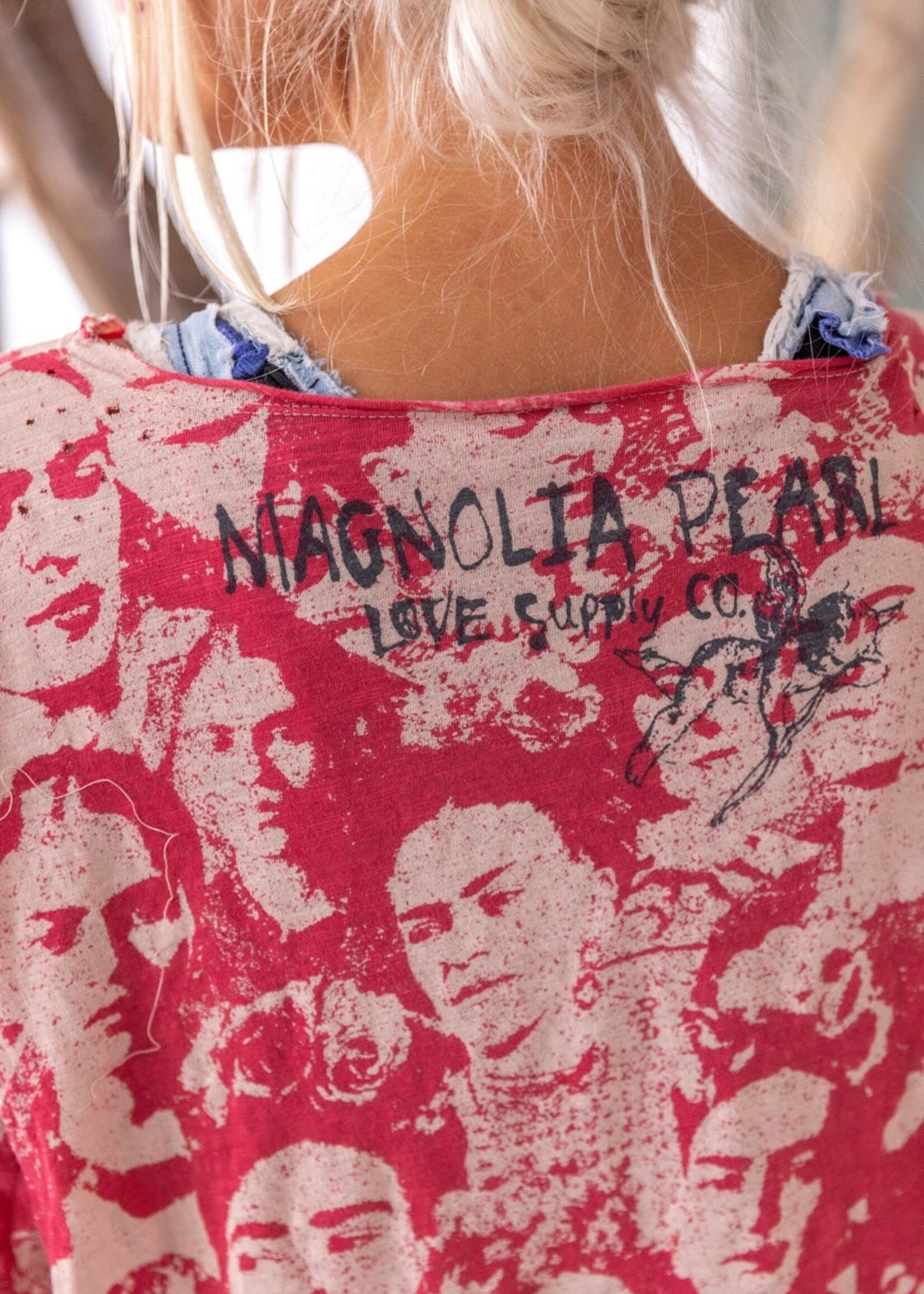 Magnolia Pearl Mural Frida Europa Tee Top 2071 Sandia One Size