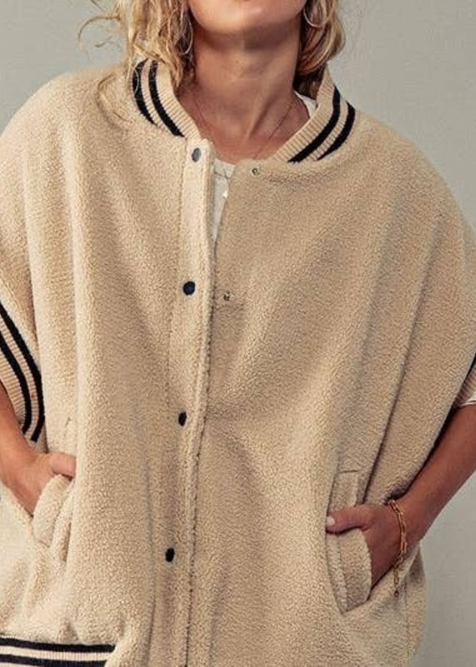 Sherpa Varsity Vest Cream One Size