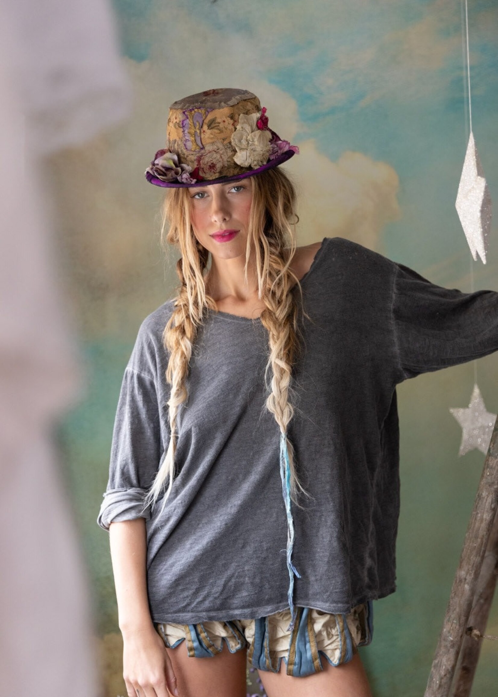 Magnolia Pearl MP Europa Long Sleeve Tee Top 2253 Ozzy One Size