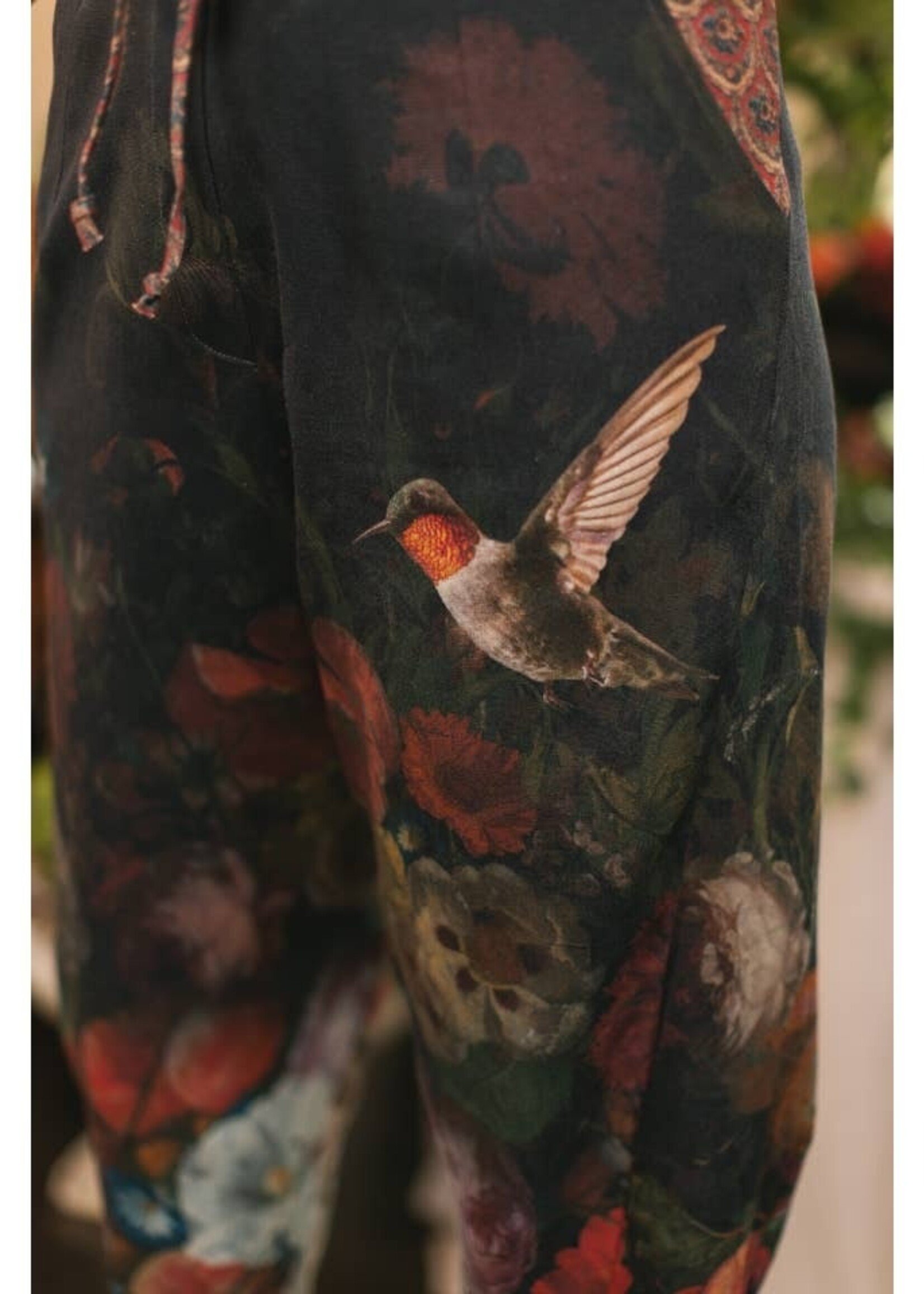 Market of Stars Flight of Fancy Linen Cropped Artist Pants w/ Hummingbird