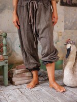 Magnolia Pearl **NEW RELEASE** La Jolla Joggers Pants 869 Earl Gray
