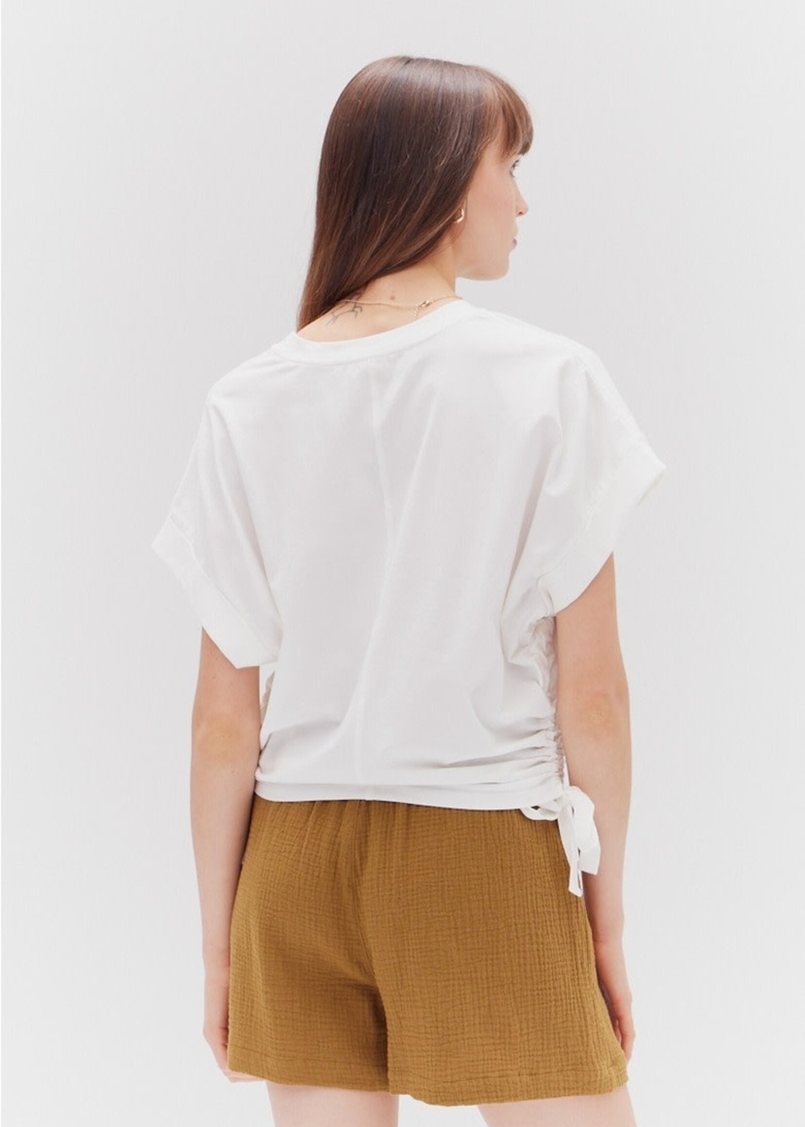 Grade & Gather Side Scrunch Tee Top