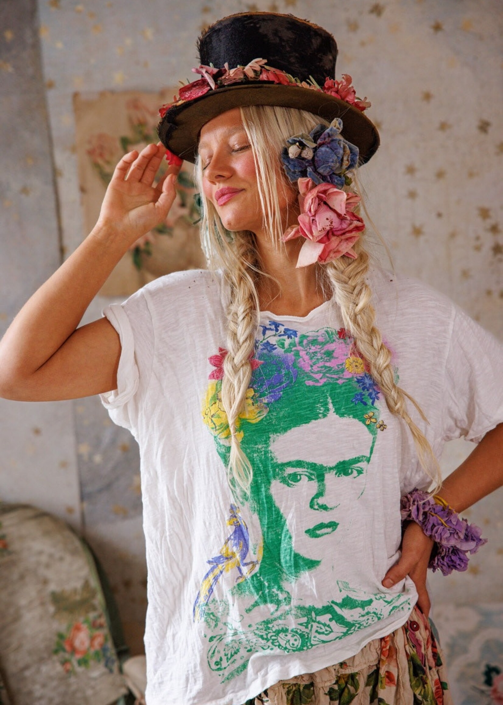 Magnolia Pearl Frida Amarillito Pajarito Tee Top 2312 True One Size