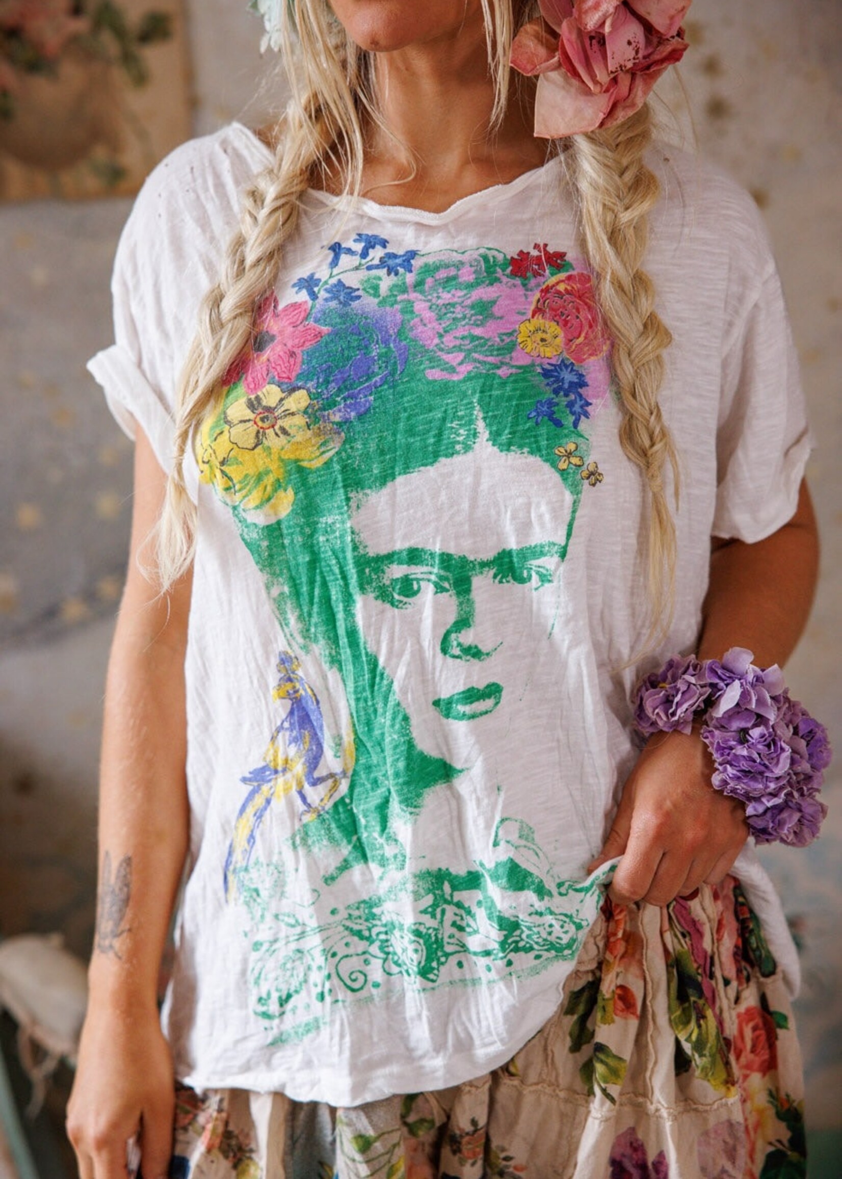 Magnolia Pearl Frida Amarillito Pajarito Tee Top 2312 True One Size