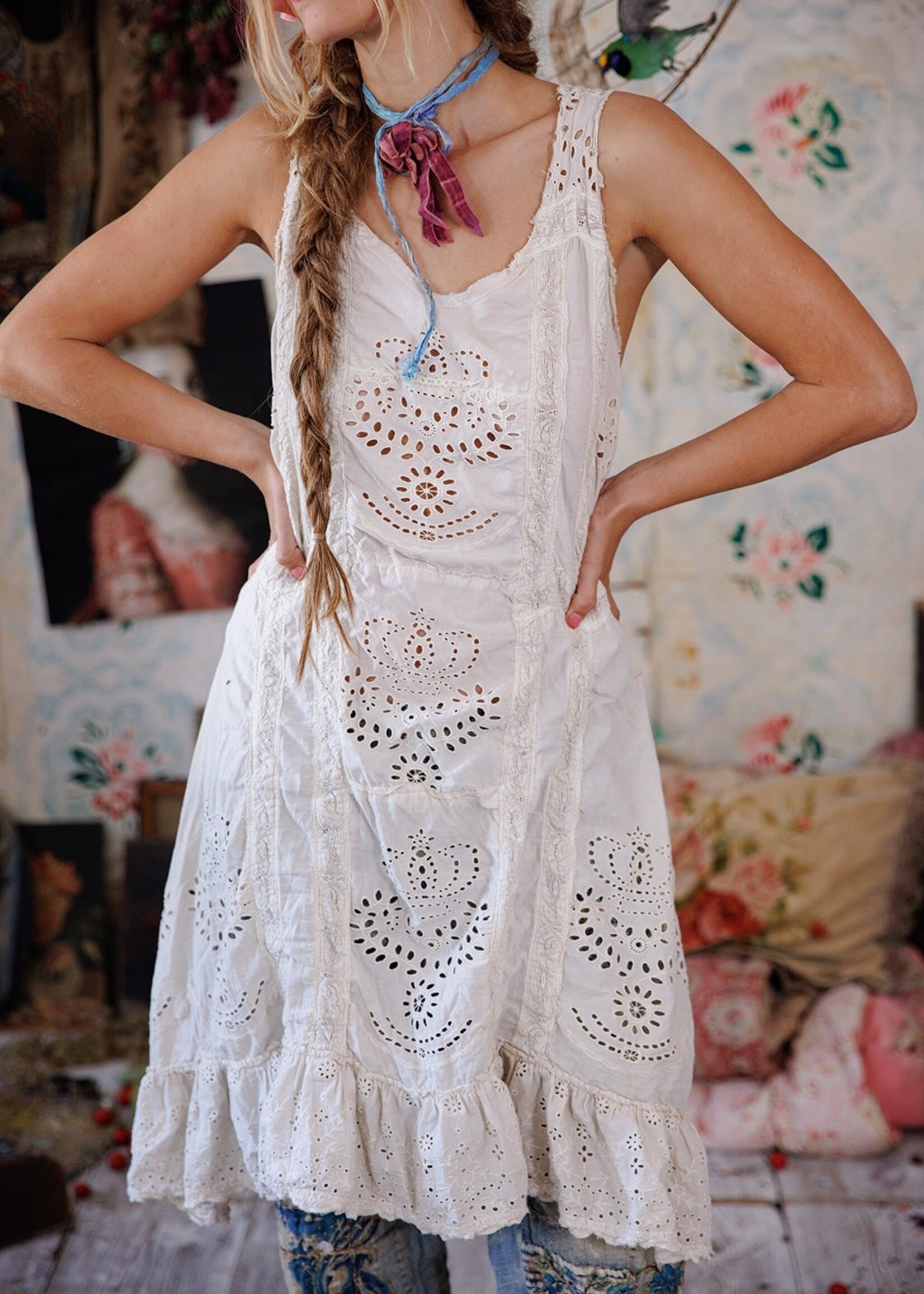 Magnolia Pearl Royalty Eyelet Layla Slip 187 Moonlight One Size