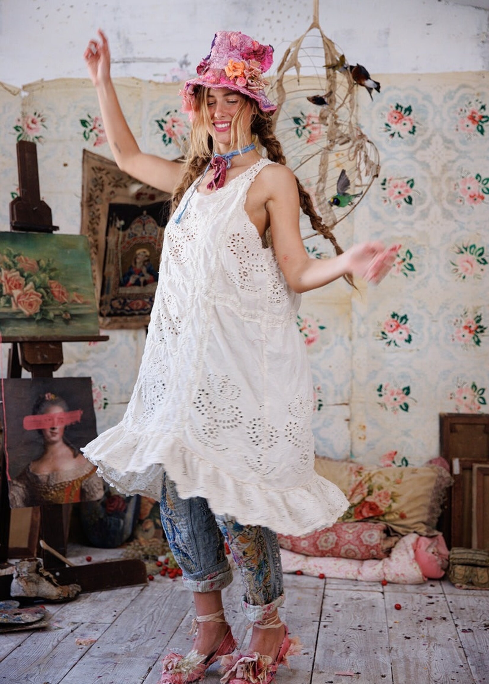 Magnolia Pearl Royalty Eyelet Layla Slip 187 Moonlight One Size
