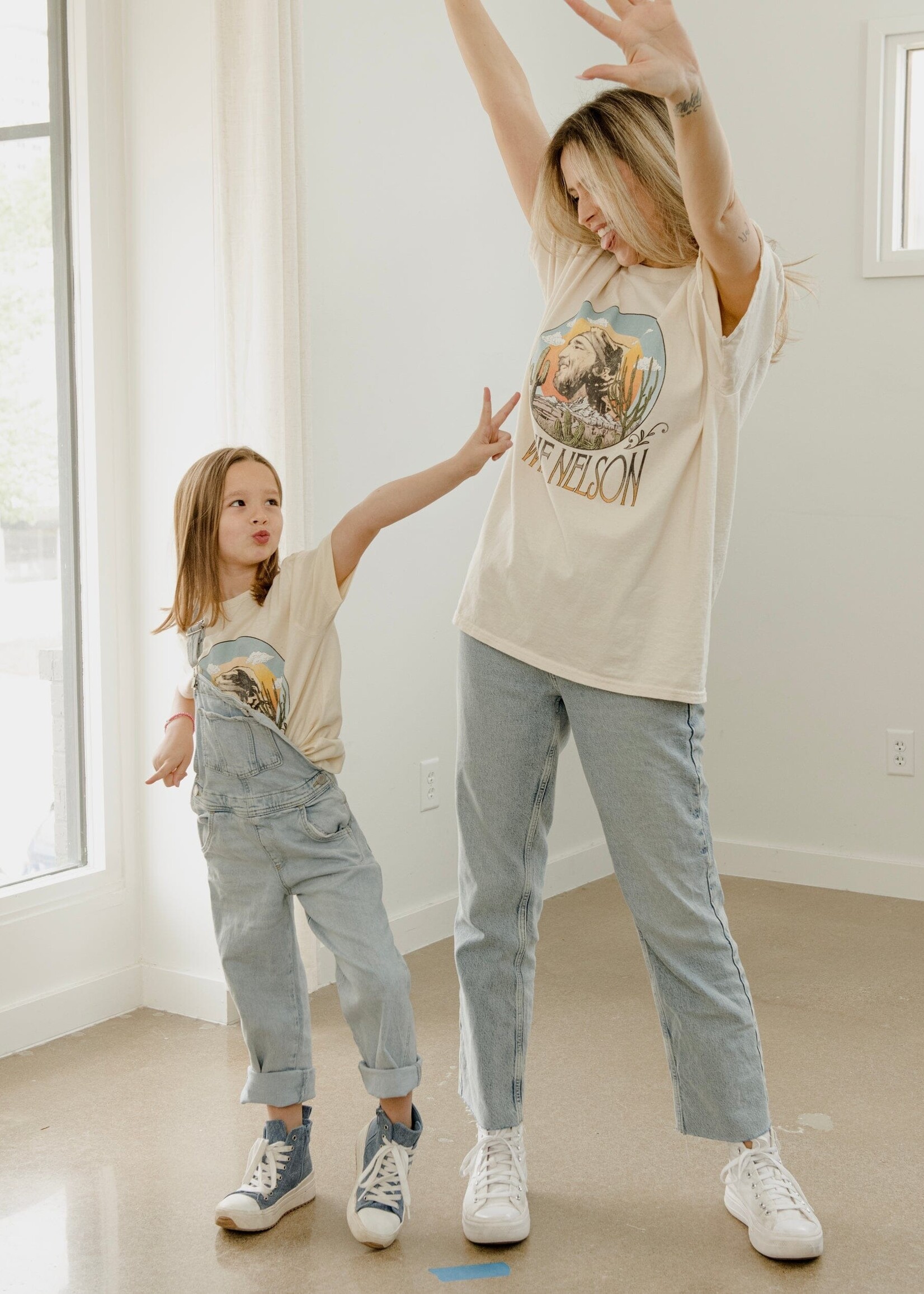 Livy Lu Willie in the Sky - Adult Tee