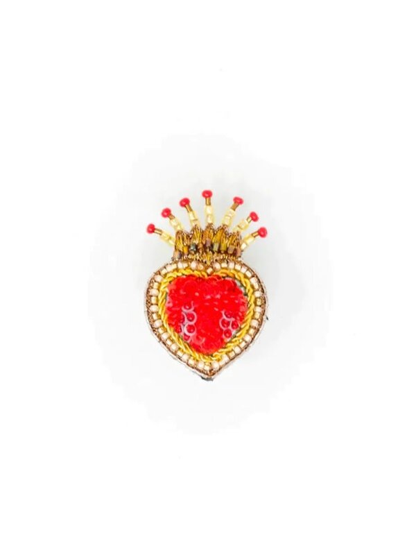 trovelore queen of hearts brooch