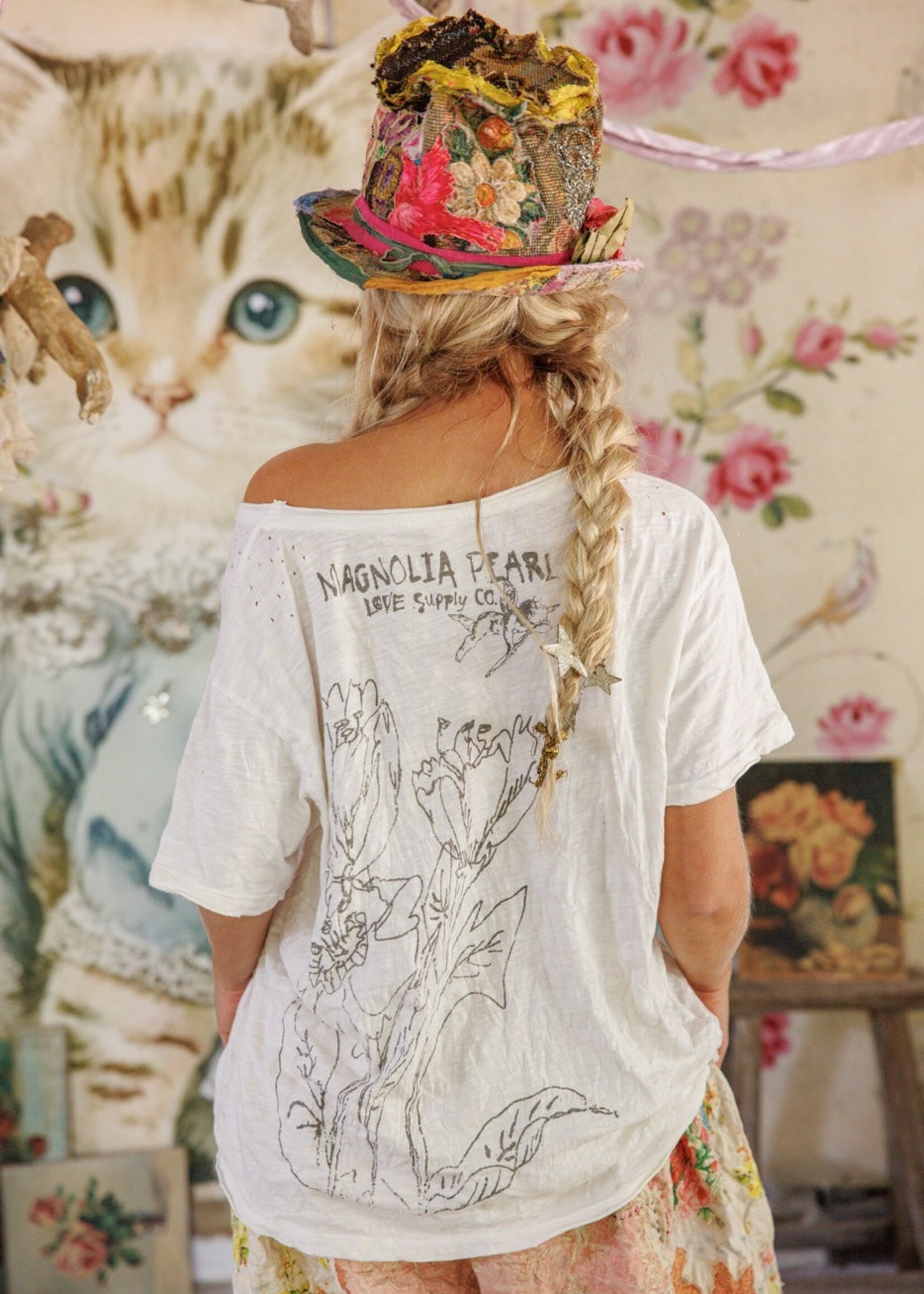 Magnolia Pearl Stay Bewildered Tee Top 2403 True One Size