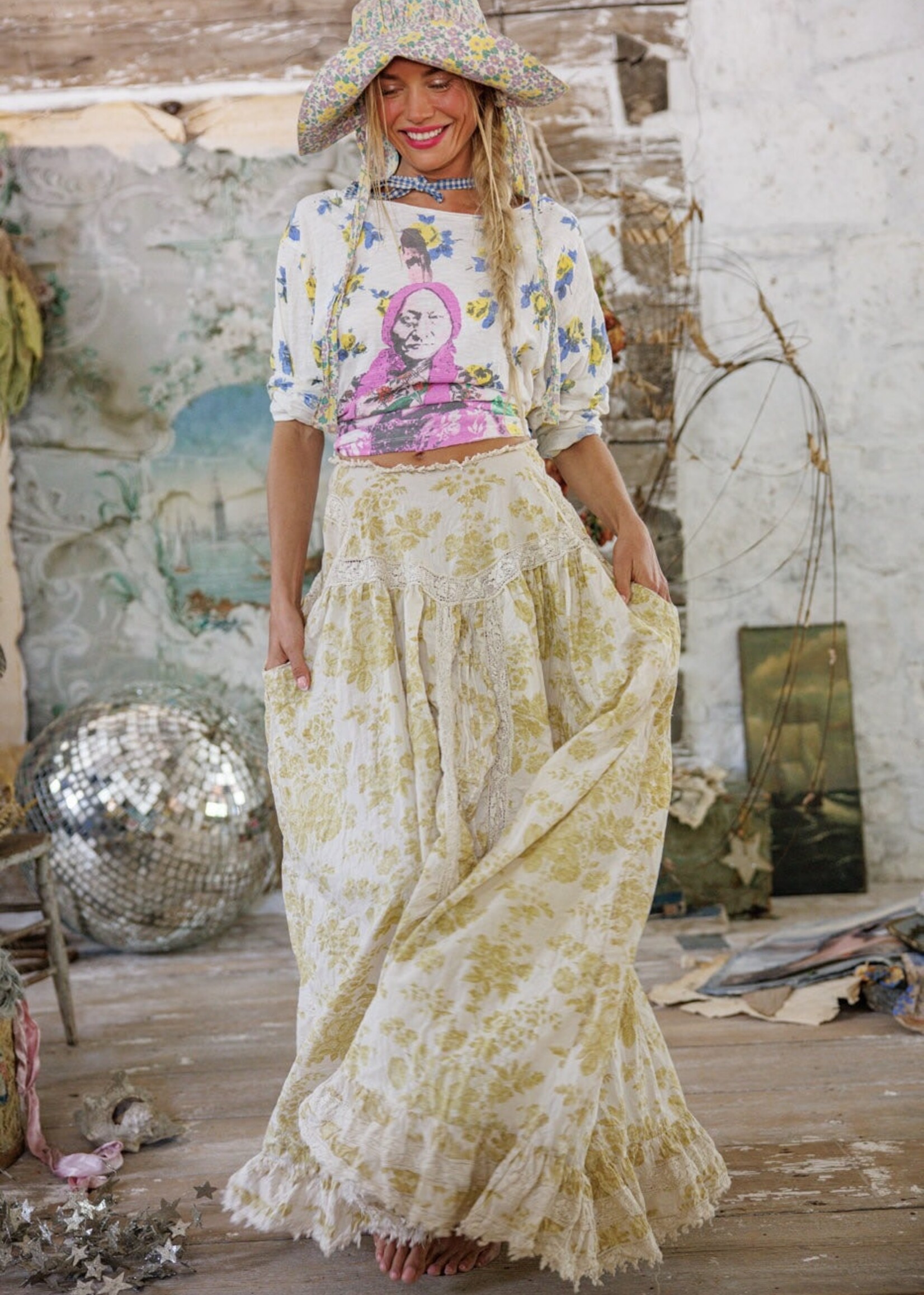 Magnolia Pearl Heart Of Yellow Roses Viggo Tee Top 2551 On The Range One Size