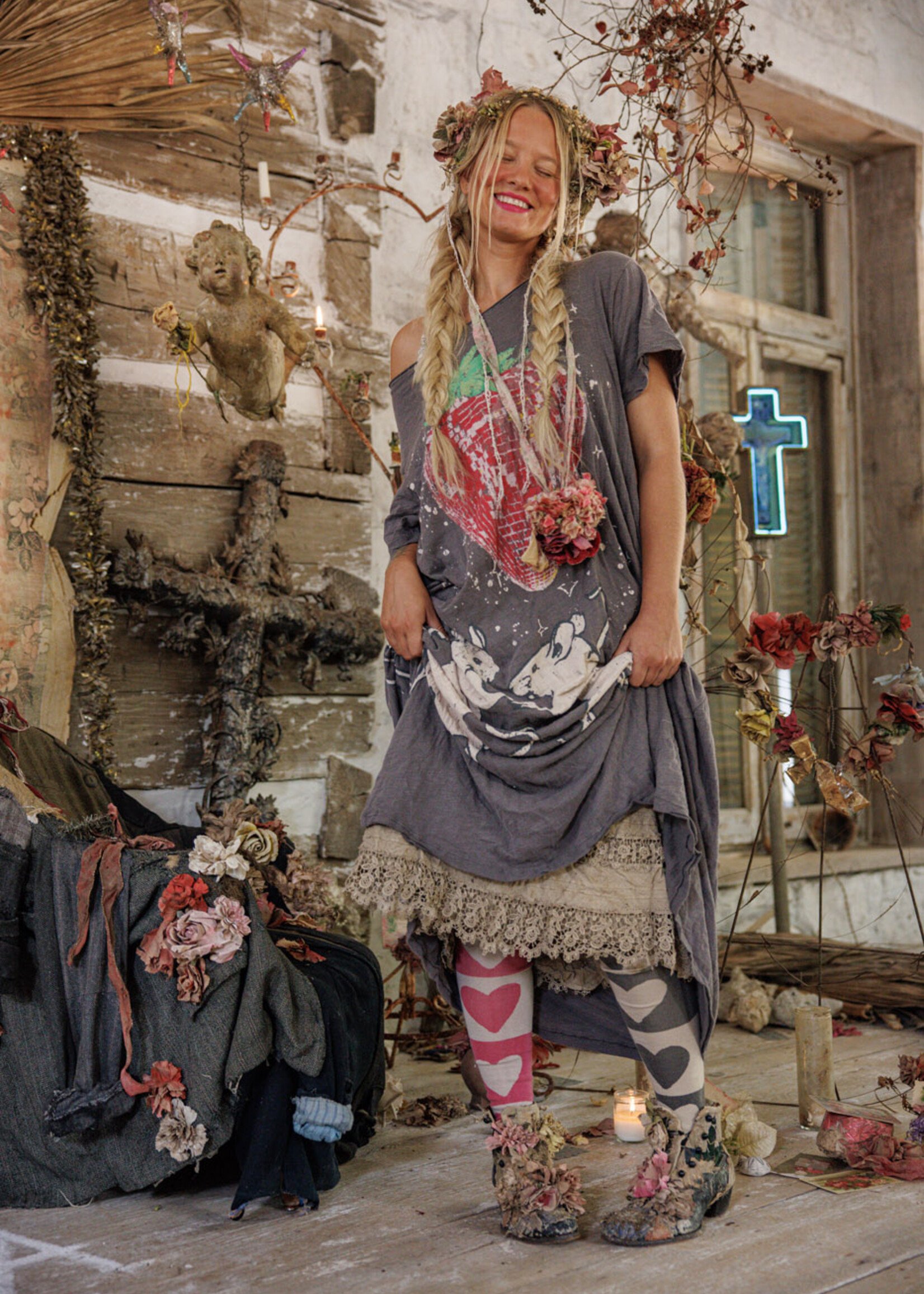 Magnolia Pearl **NEW RELEASE** Discotheque Fraises Tee Dress 1444 Ozzy One Size