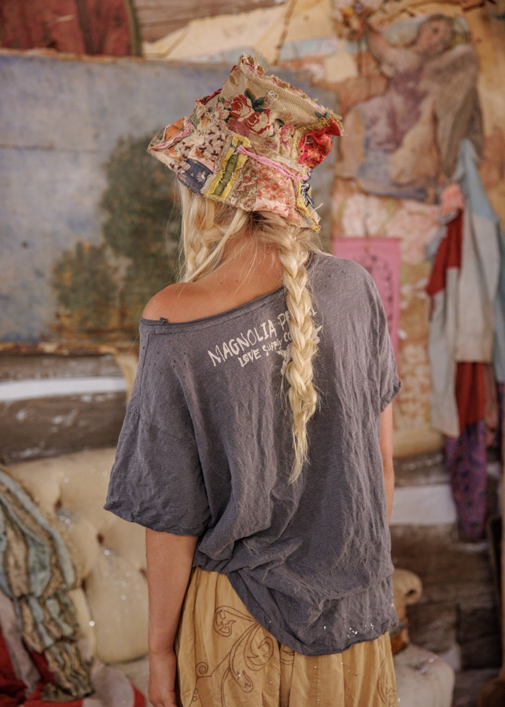 Magnolia Pearl Sky Dolphin Tee Top 2523 Ozzy One Size