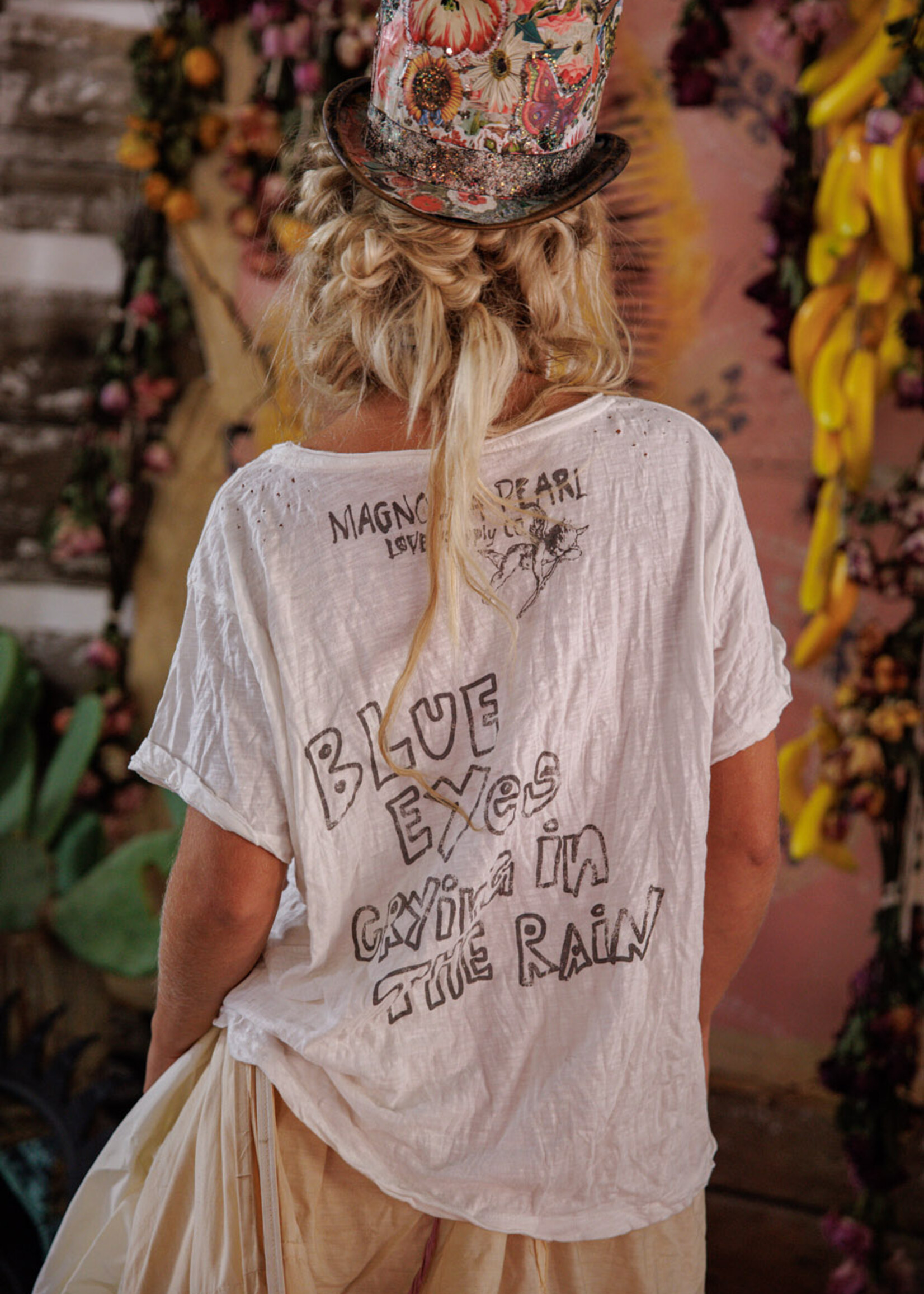 Magnolia Pearl Blue Eyes Willie Nelson Tee Top 2846 True One Size