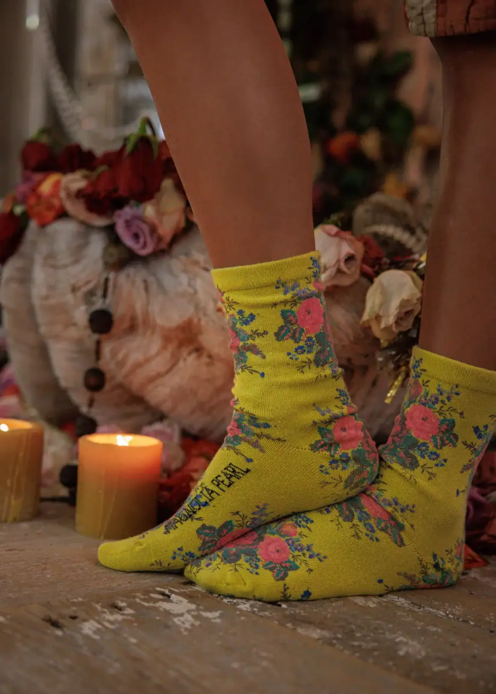 Magnolia Pearl Floral MP Socks 141 Curtsy One Size