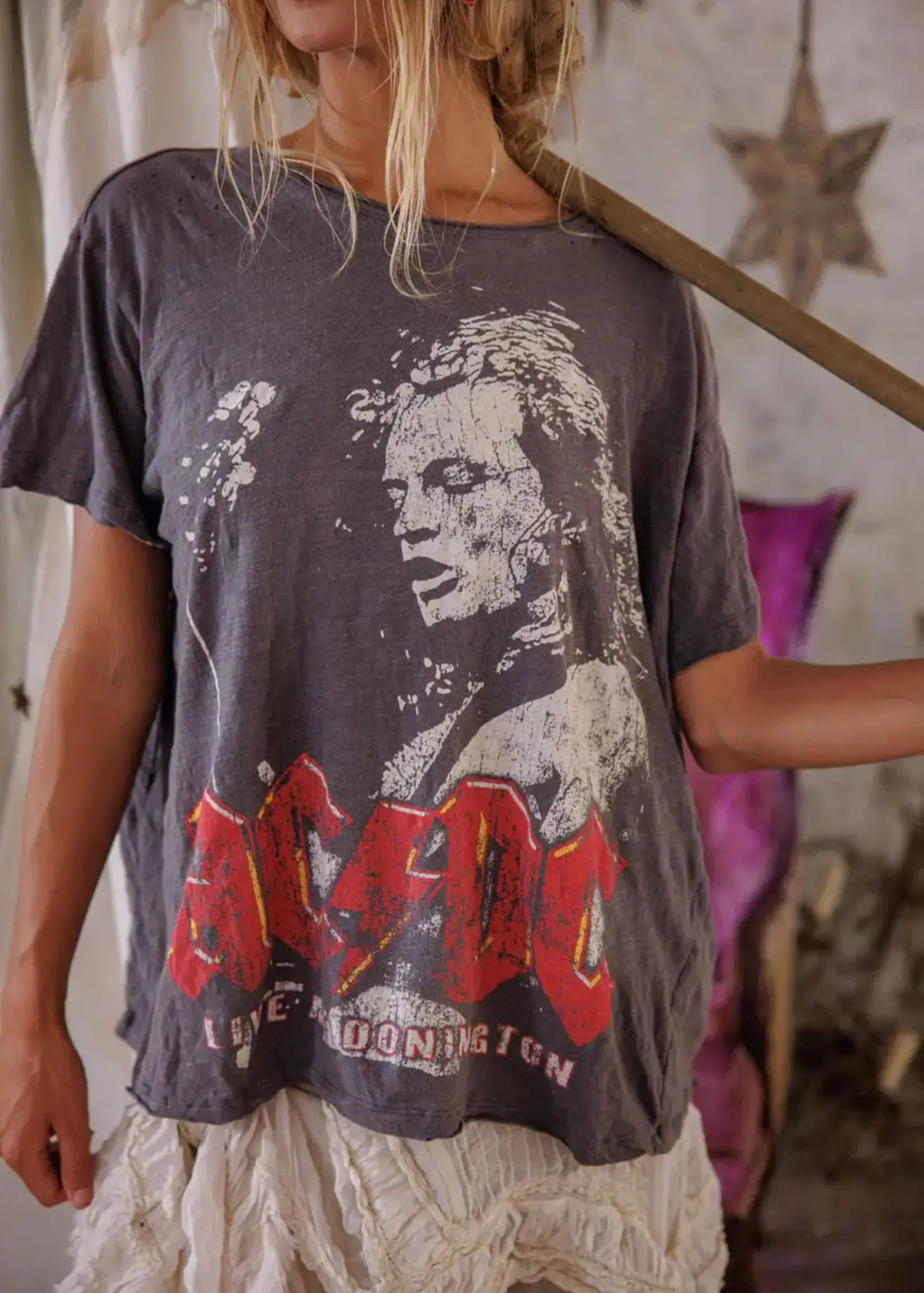 Magnolia Pearl ACDC Live at Donington Tee Top 2684 One Size