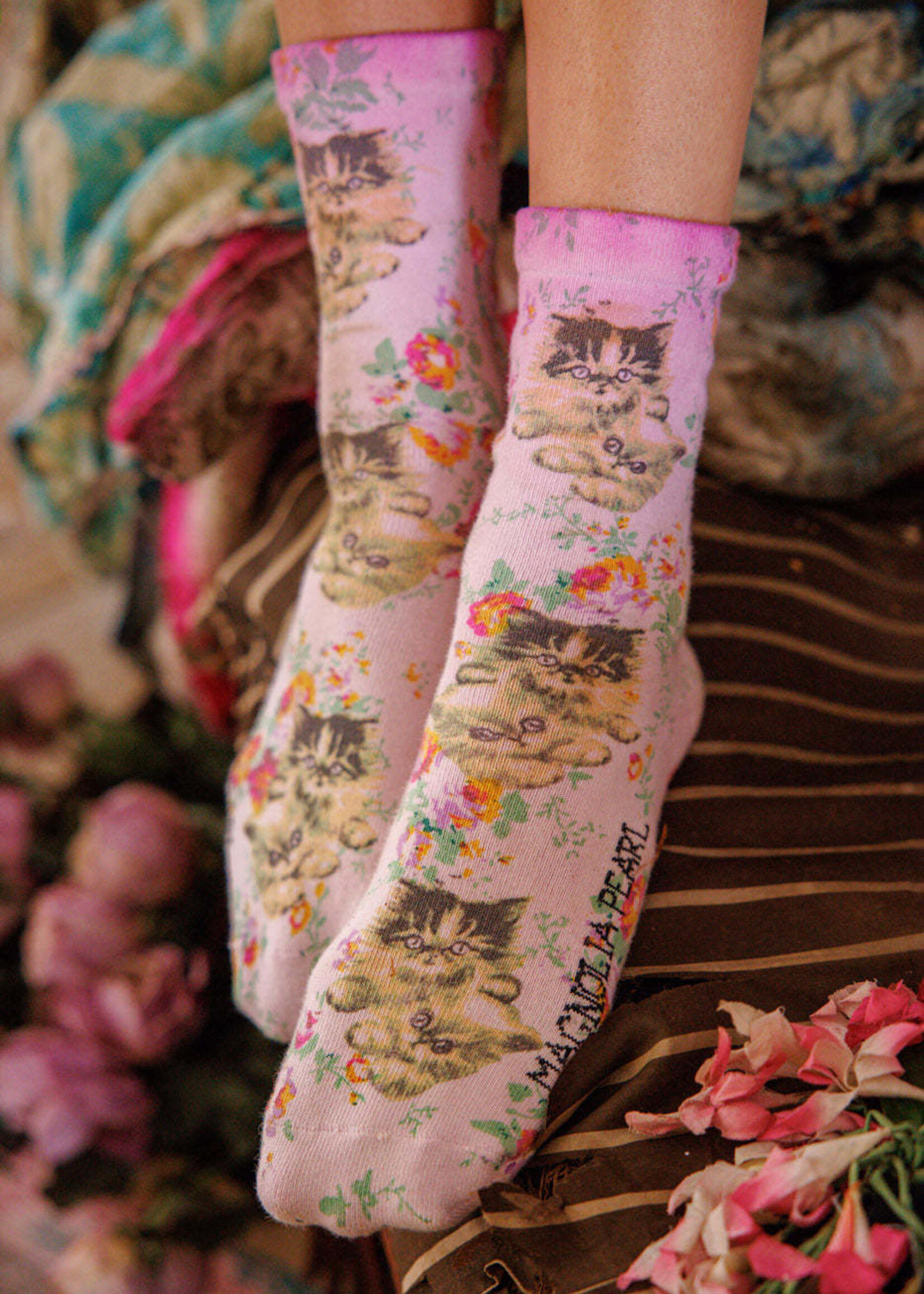 Magnolia Pearl Shadow and Boo MP Socks 119 Thistle