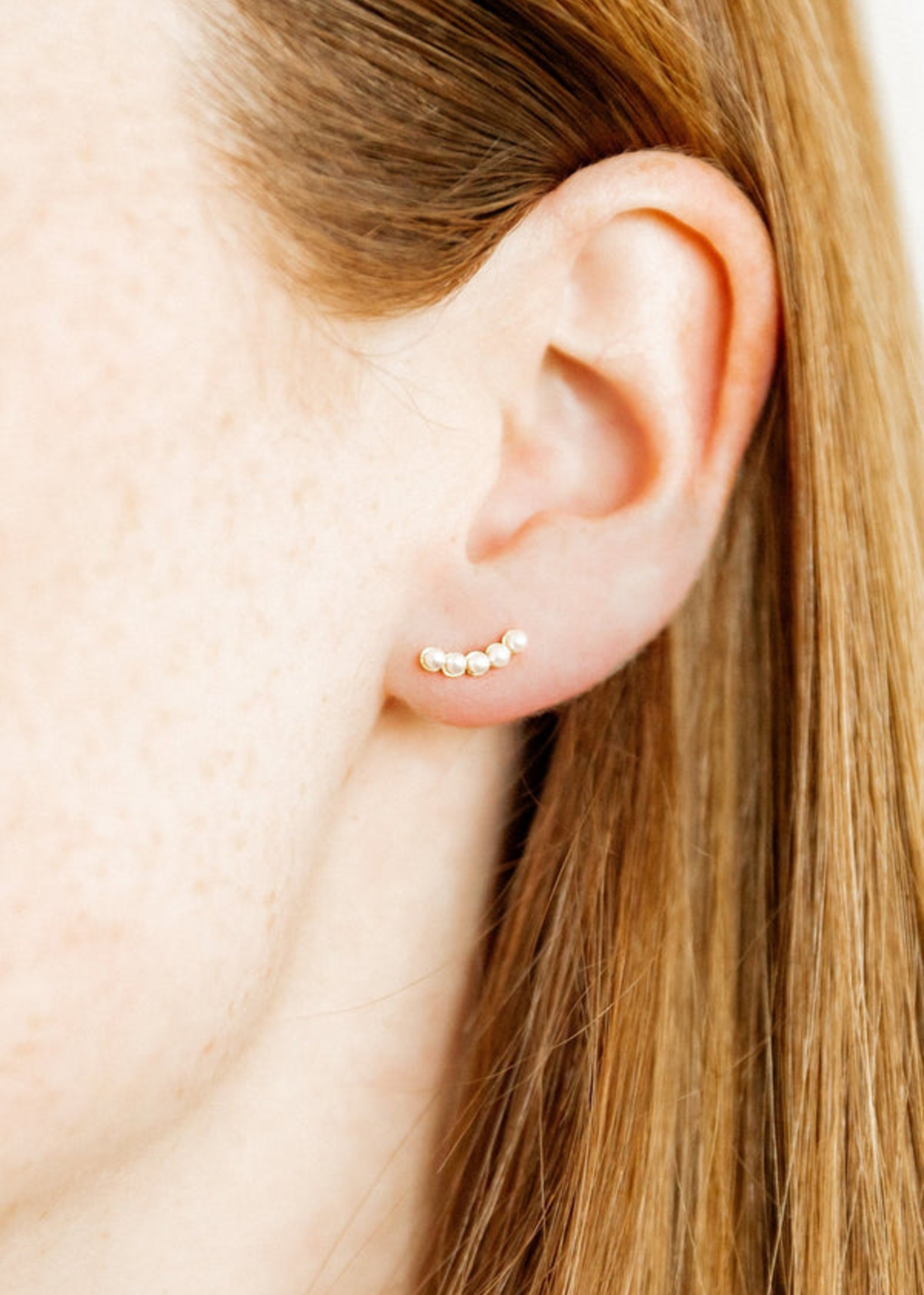 Linny Co Abigail Pearl Screwback Stud Earring