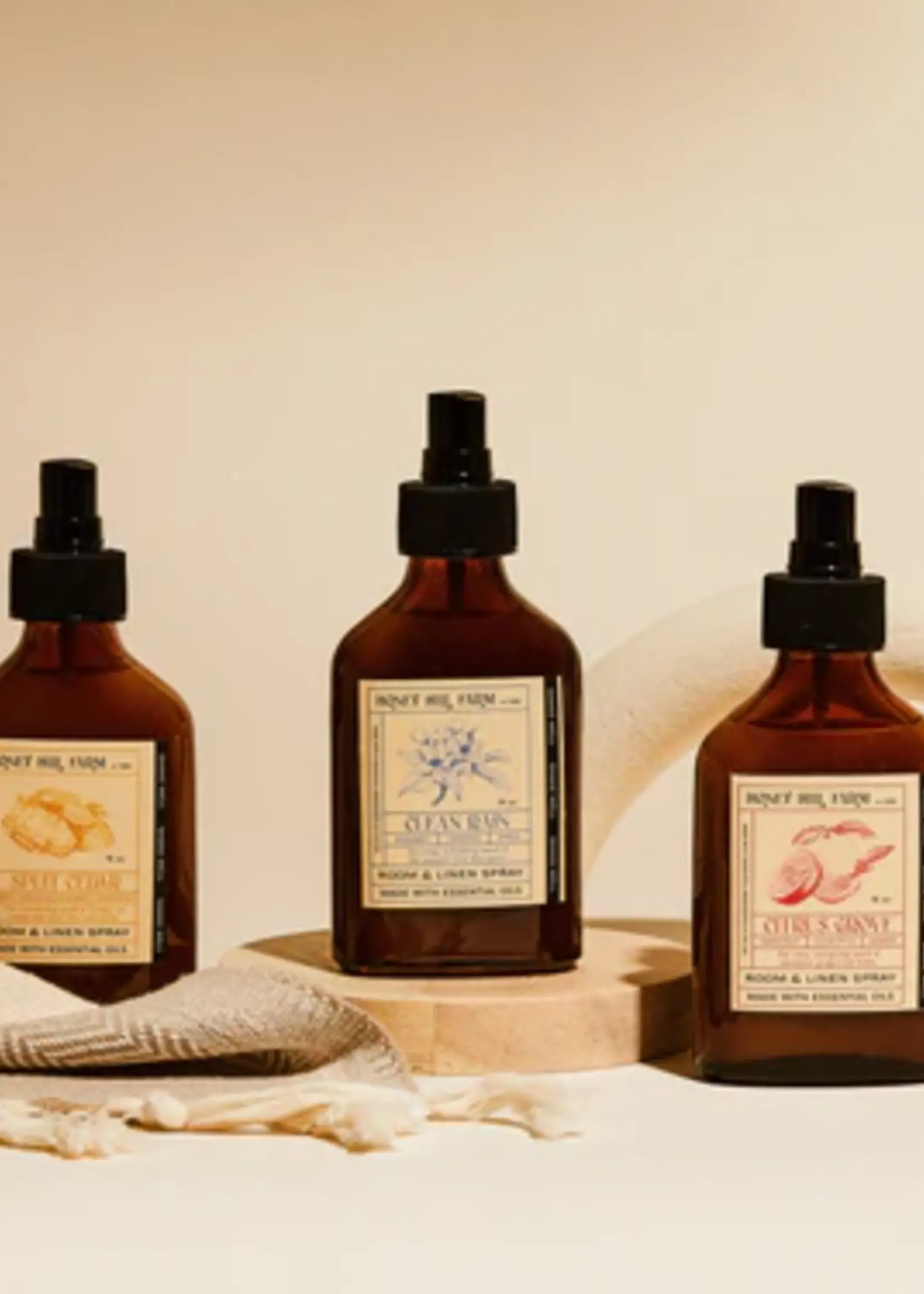 Honey Hills Farm Split Cedar Room Spray 4 oz