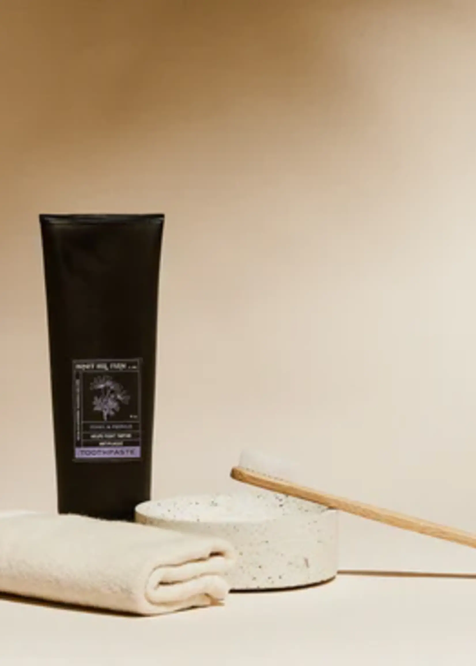 Honey Hills Farm Fennel & Propolis Toothpaste 4 oz