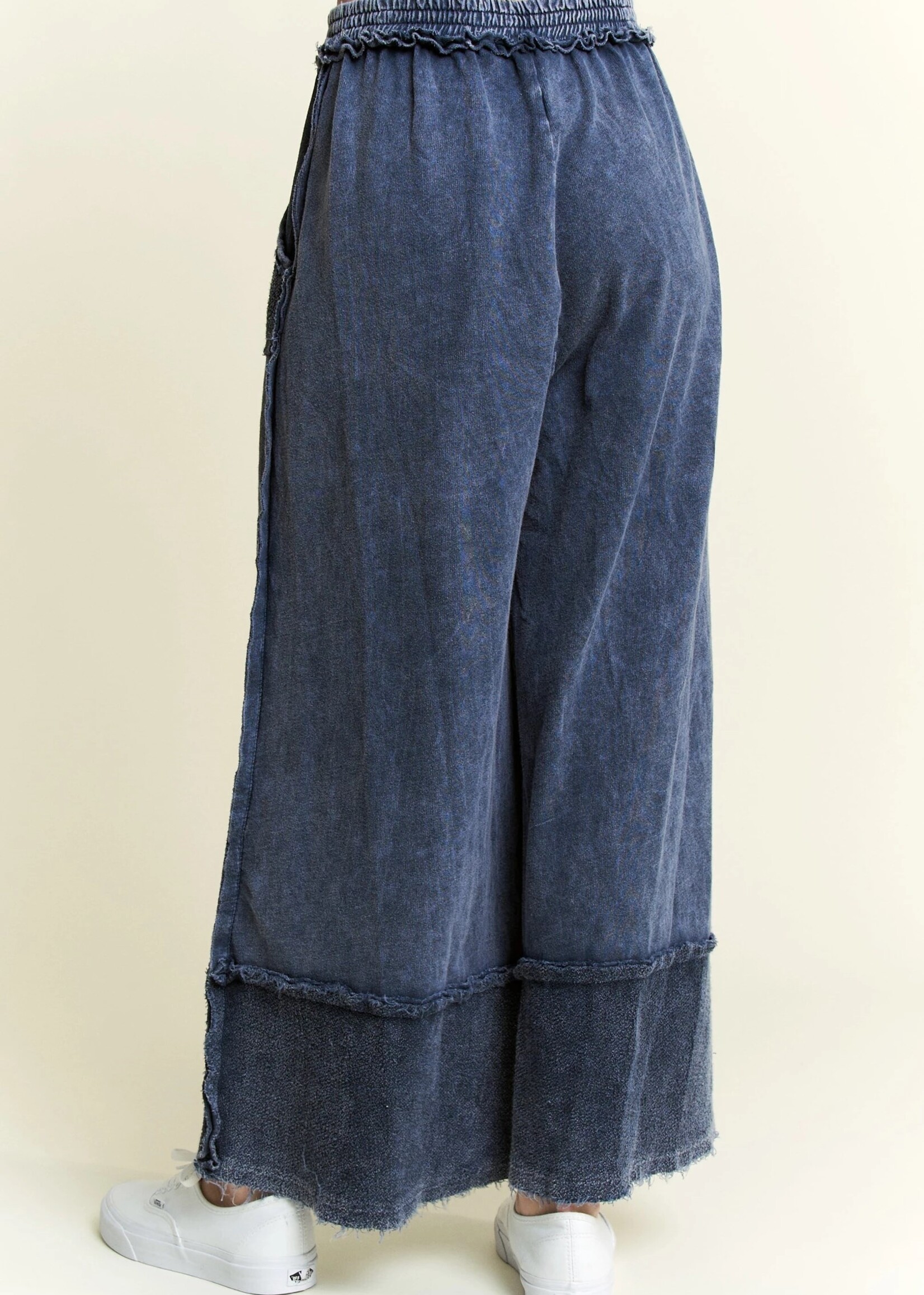 jHer Mineral Wash Wide Pants with Raw Hem Navy S