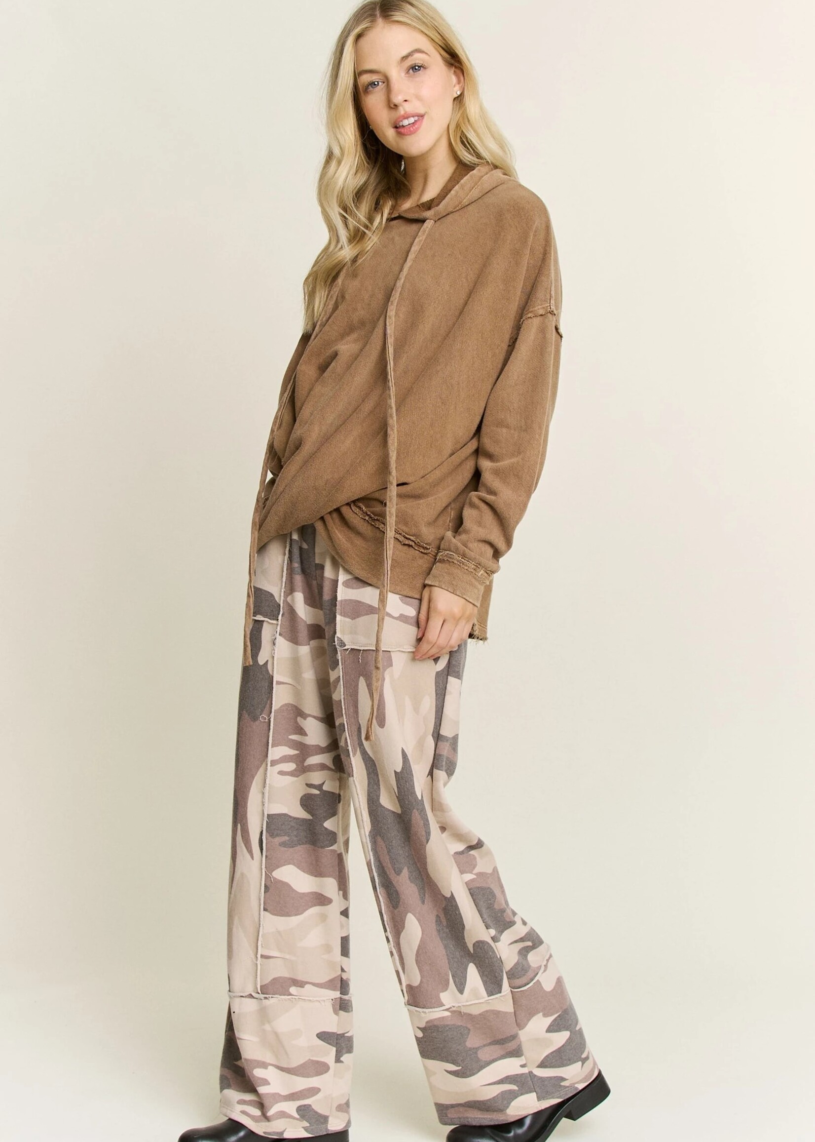 jHer Washed Camo Terry Wideleg Pants Mocha L