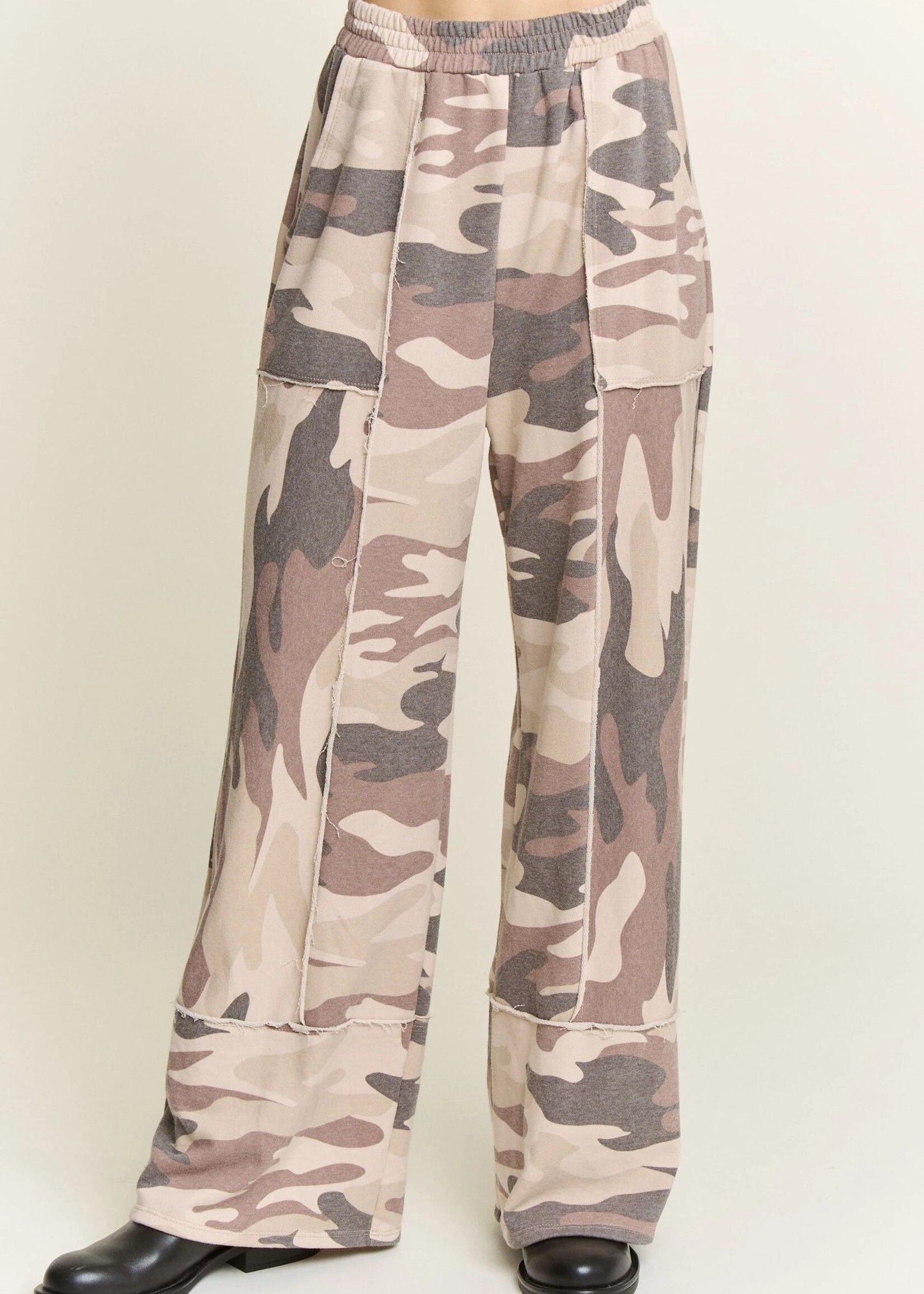jHer Washed Camo Terry Wideleg Pants Mocha L