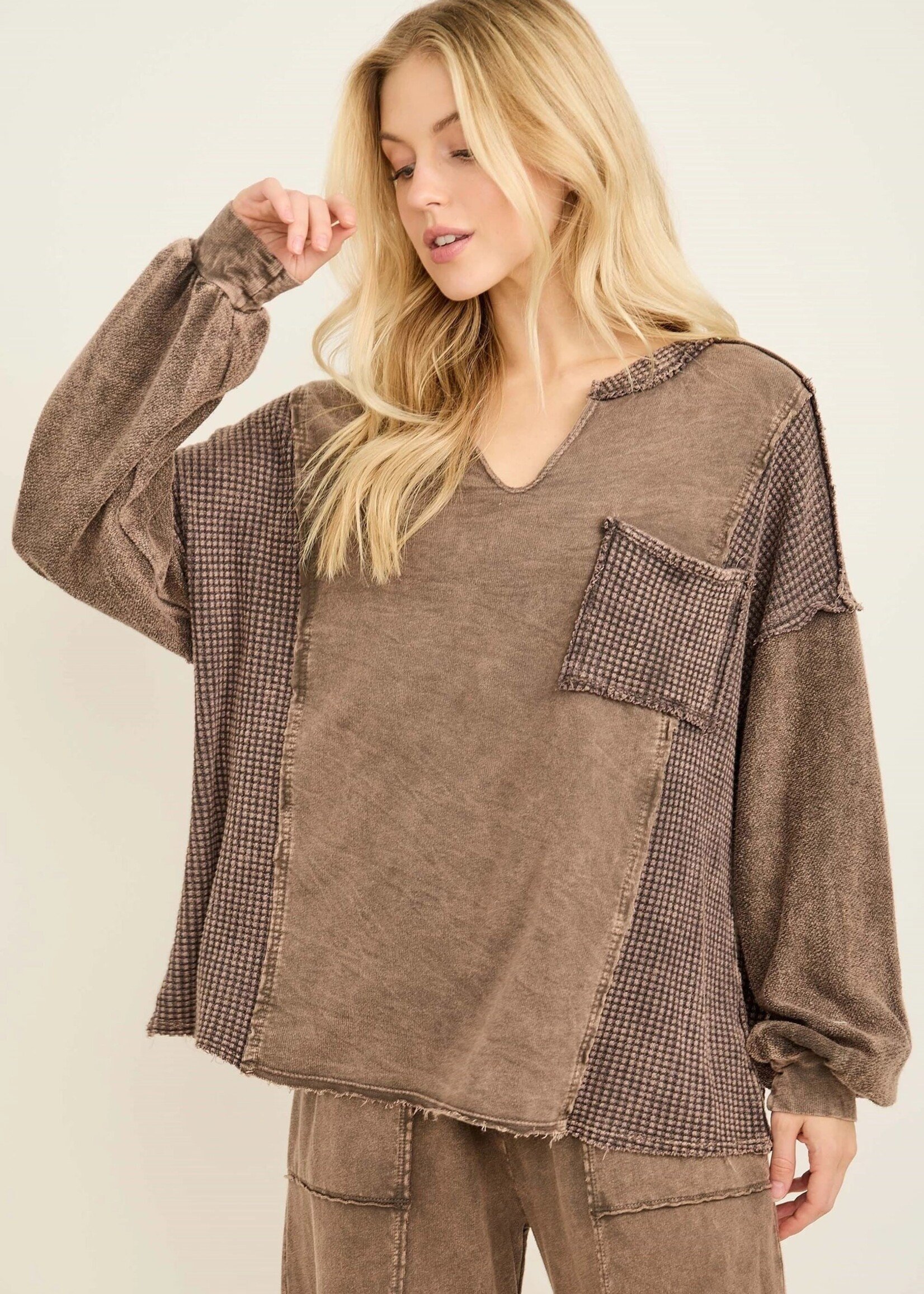 jHer Mineral Washed Waffle Splick Neck Blouse Top Ash Oak L