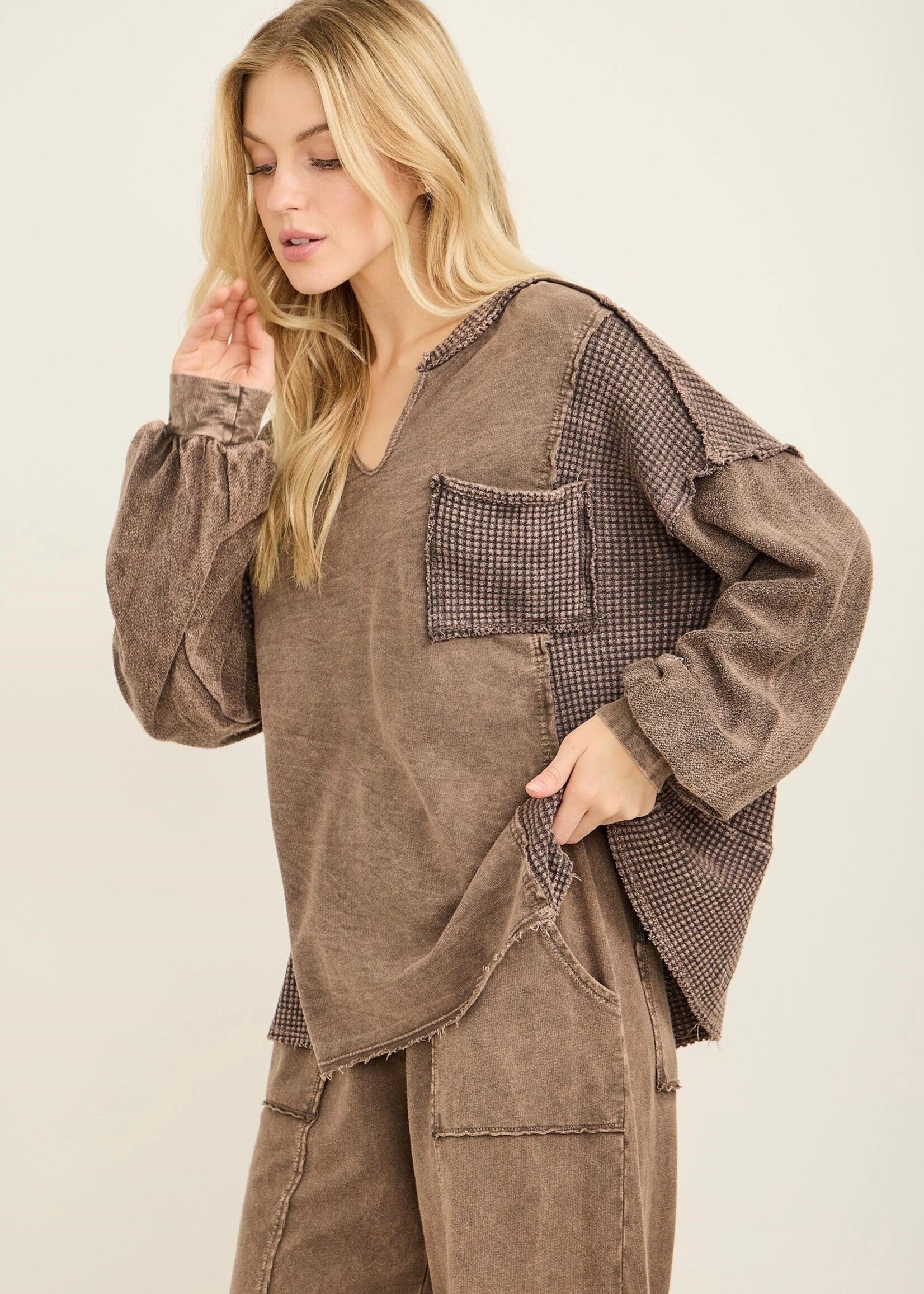 jHer Mineral Washed Waffle Splick Neck Blouse Top Ash Oak L