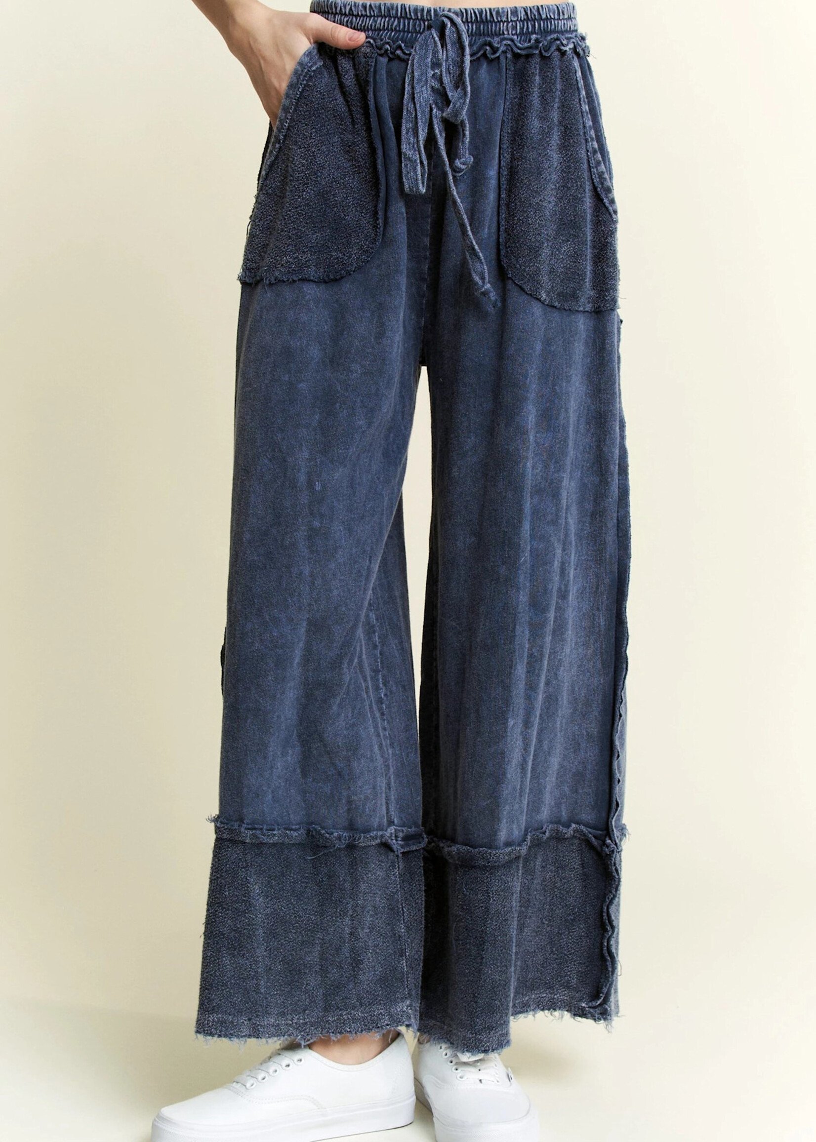 jHer Mineralwash Wide Pants with raw hem frayed details Navy
