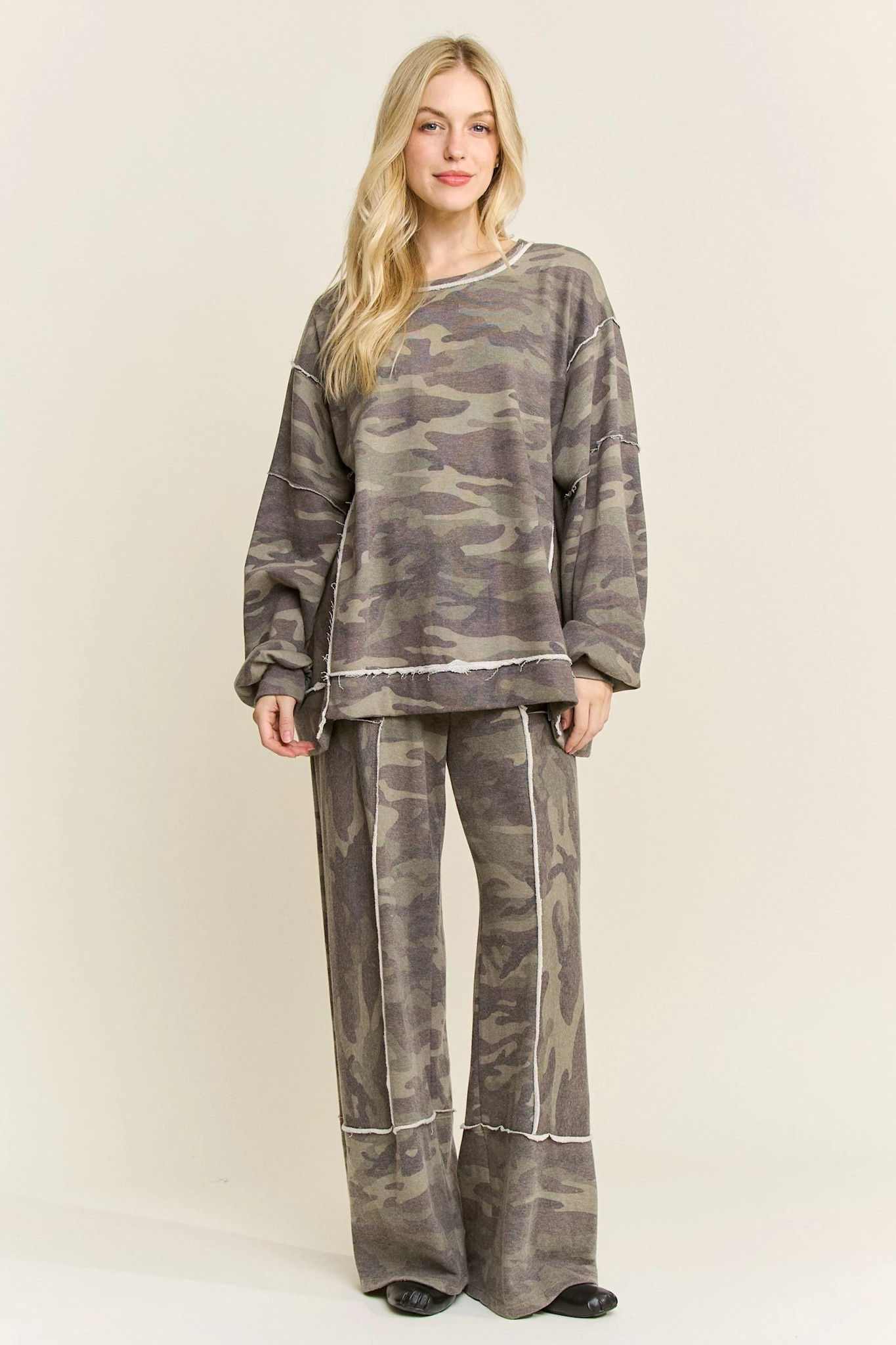j.Her Camo Raw Edge Oversized Sweatshirt | Women's Fashion Top