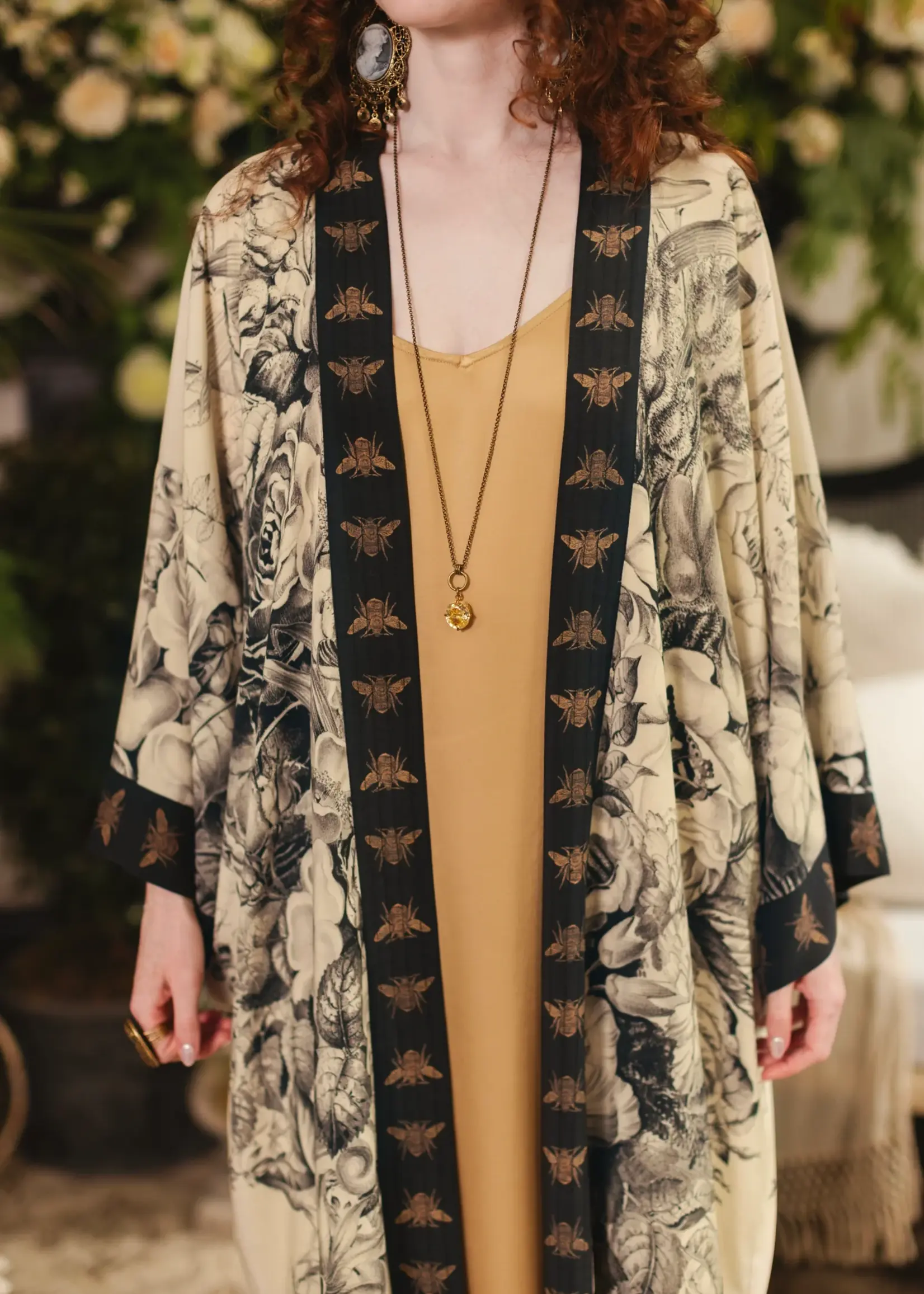 Market of Stars Honey & The Moon Opera Duster Kimono Robe w/ Florals & Bees