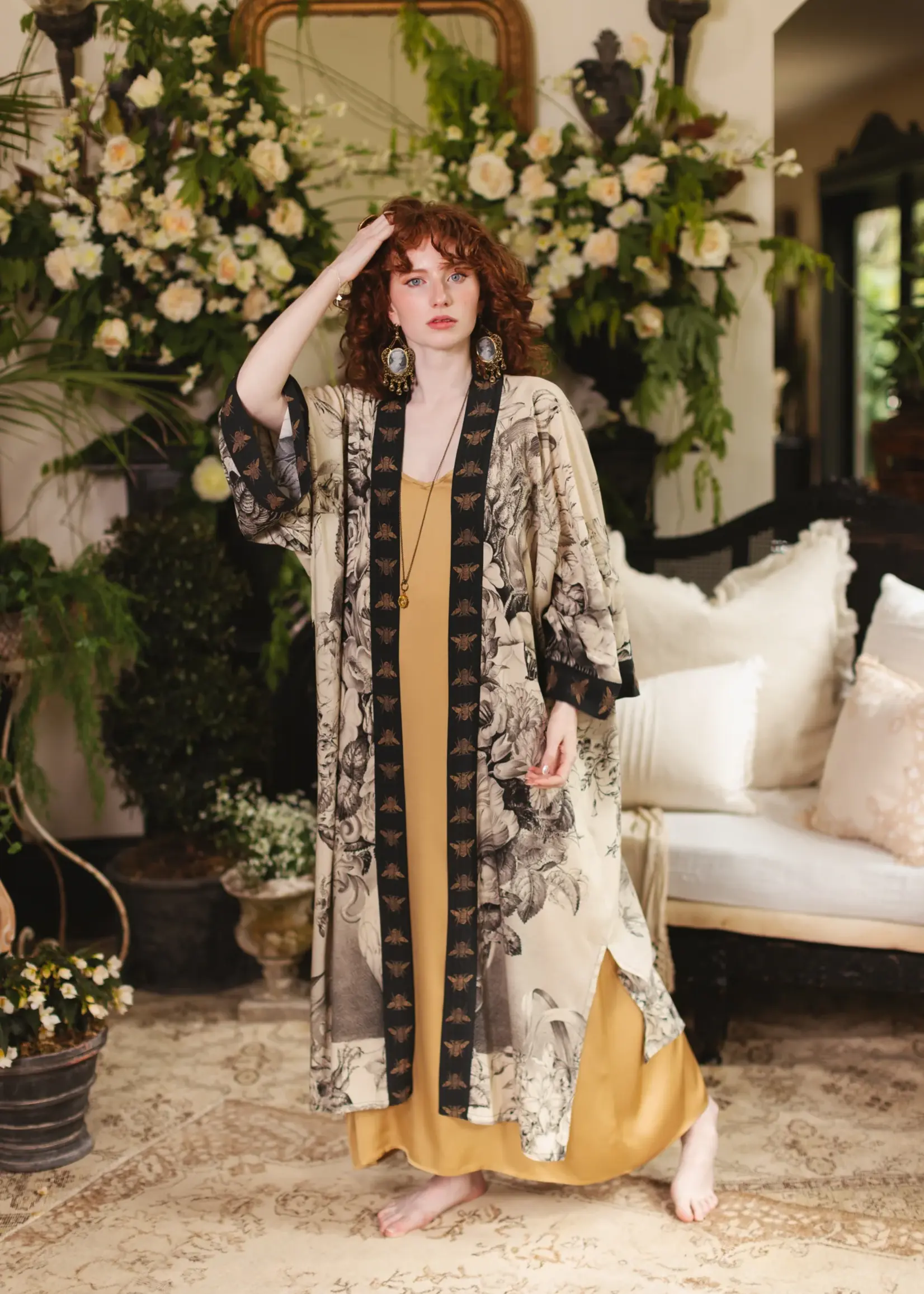 Market of Stars Honey & The Moon Opera Duster Kimono Robe w/ Florals & Bees