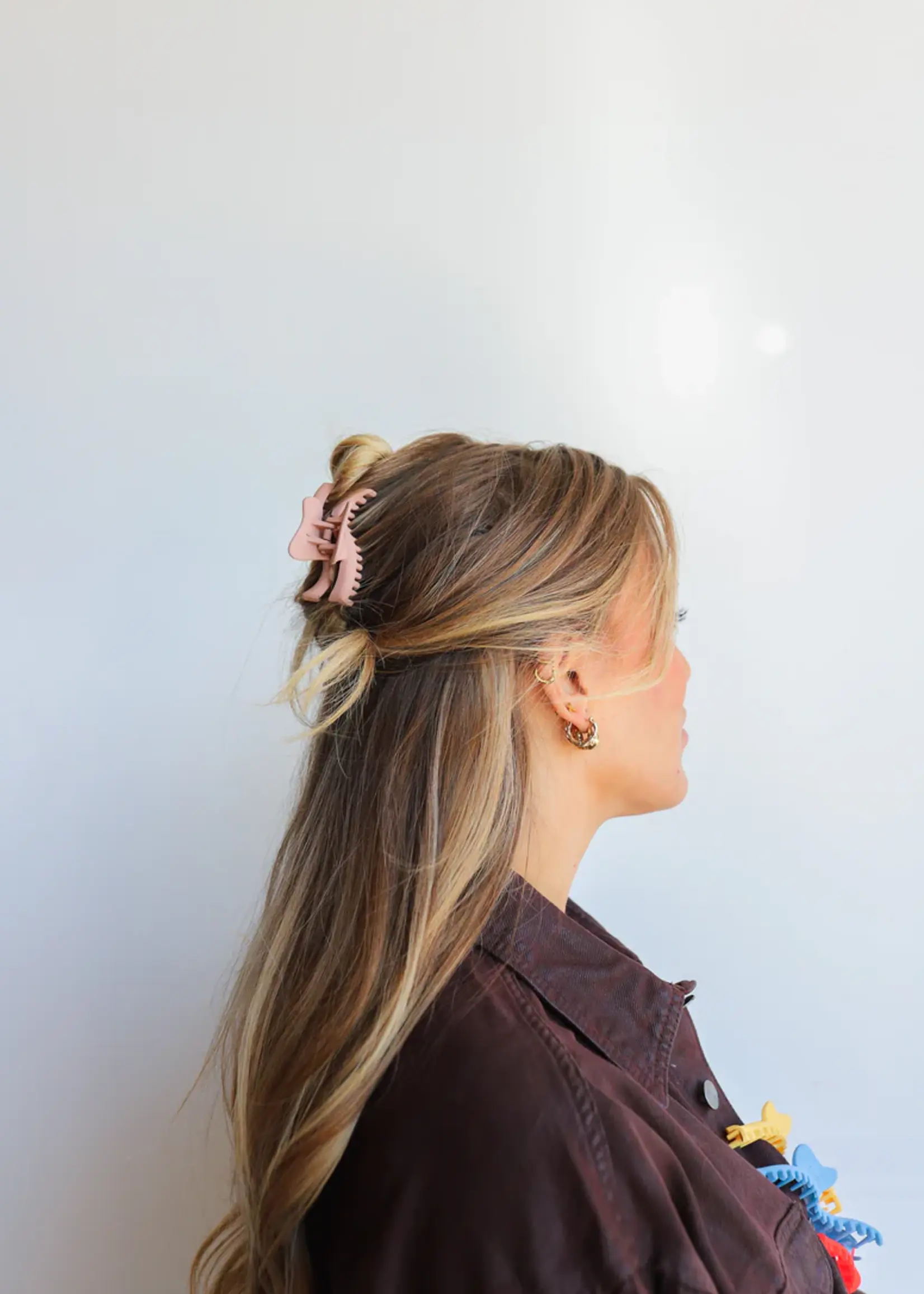 Kaxi Kaxi Wavy Mini Hold Everything Claw Champagne