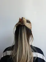 Kaxi Wavy Mini Hold Everything Claw Chocolate Brown