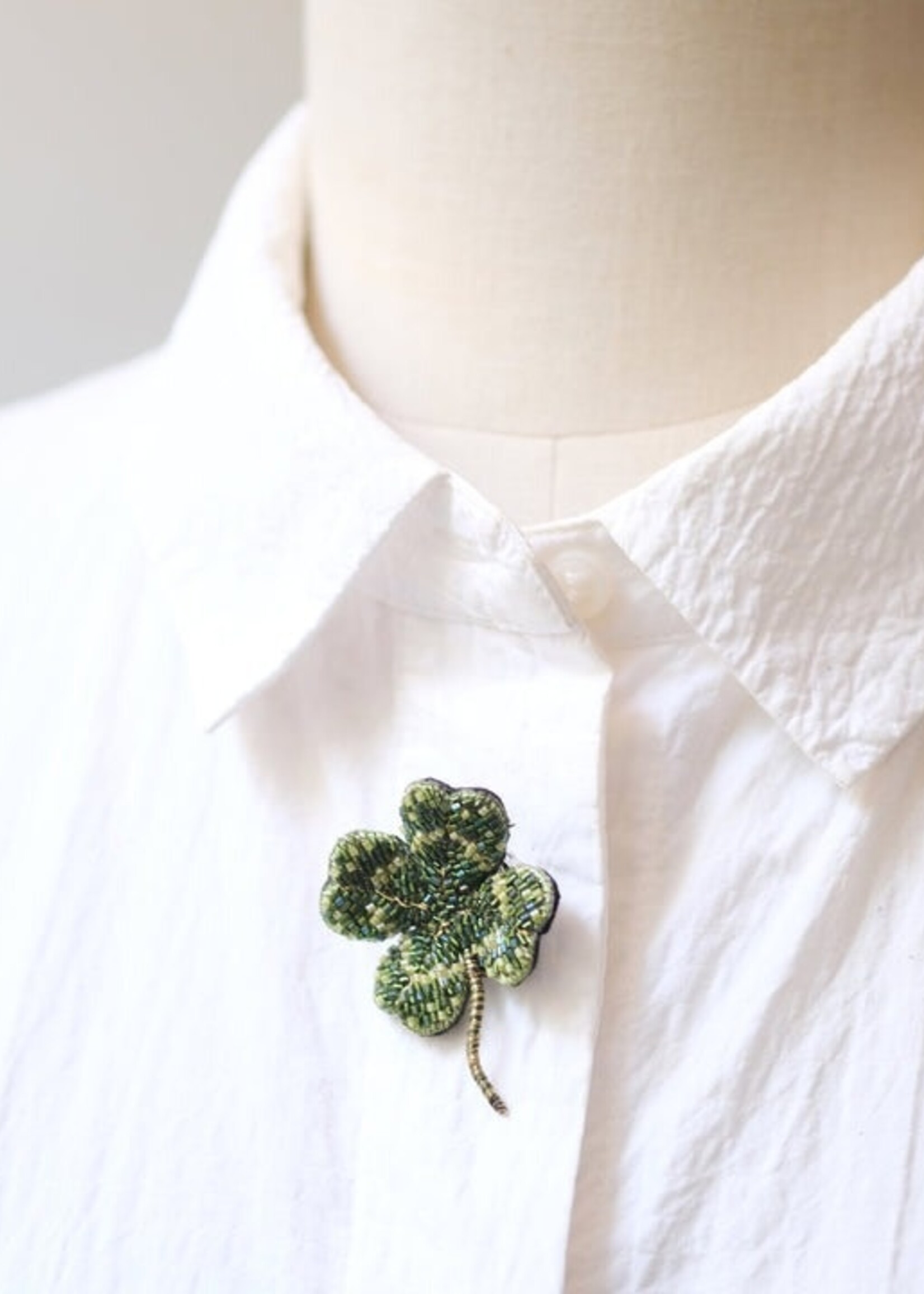 Trovelore Vintage Clover Brooch Pin Handmade