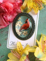 The Divine Iguana Vintage Cardinal Glass and Bronze Oval Brooch