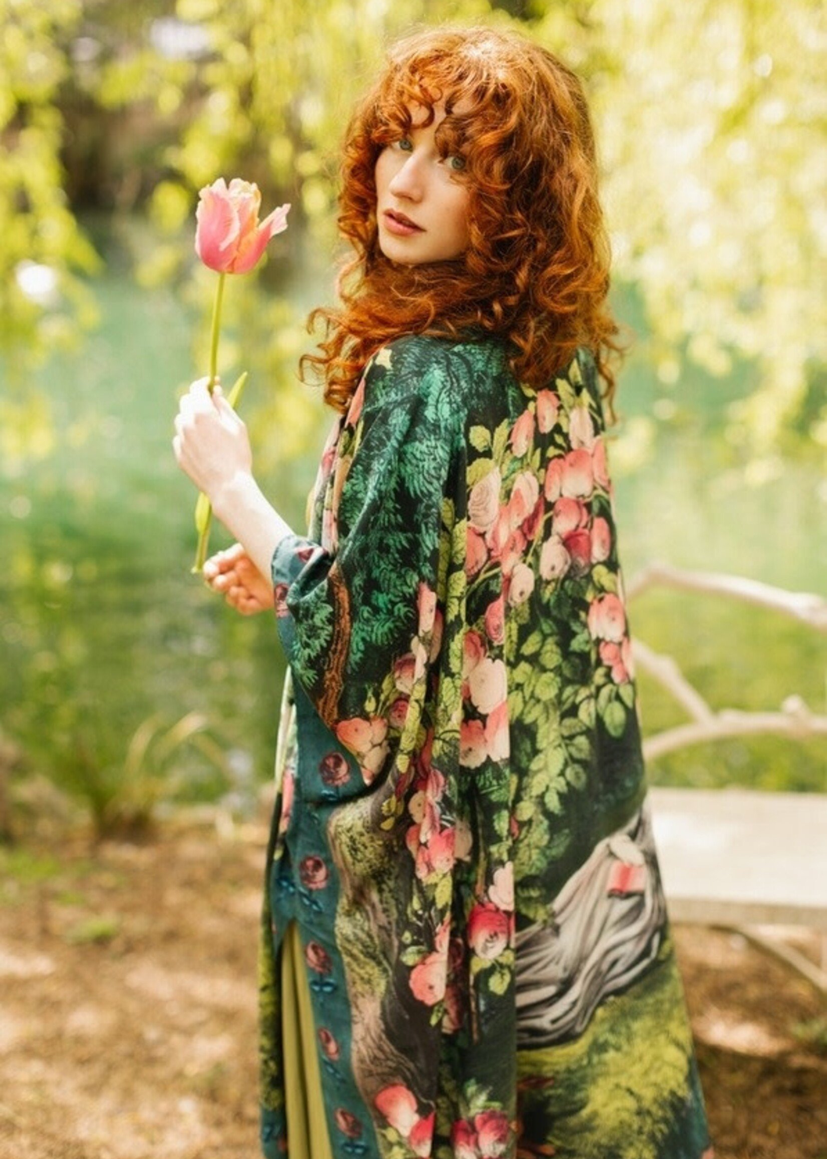 Market of Stars Daydreamer Goddess Duster Kimono Roses & Rabbits