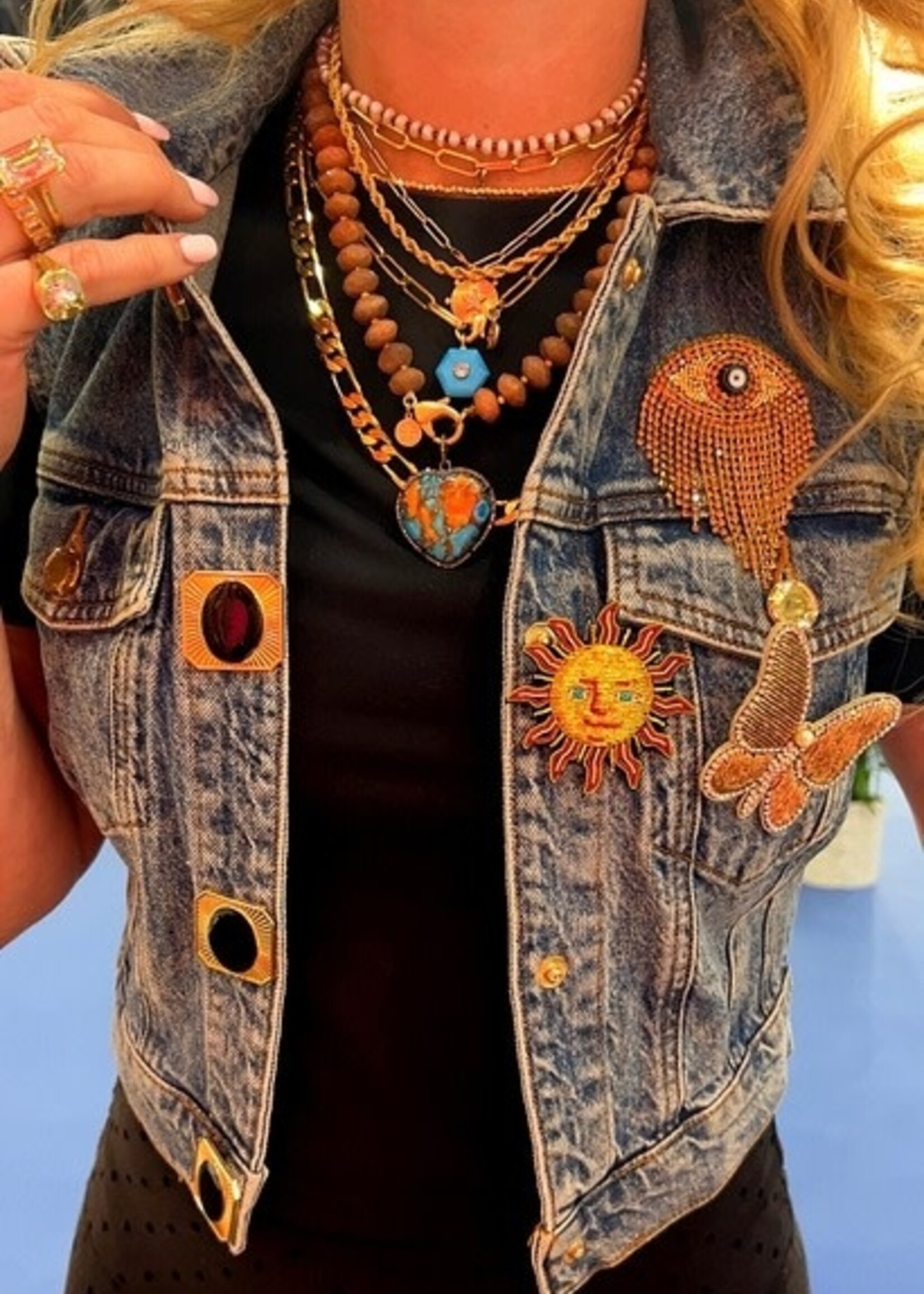 Karli Buxton Red Lips Beaded Brooch