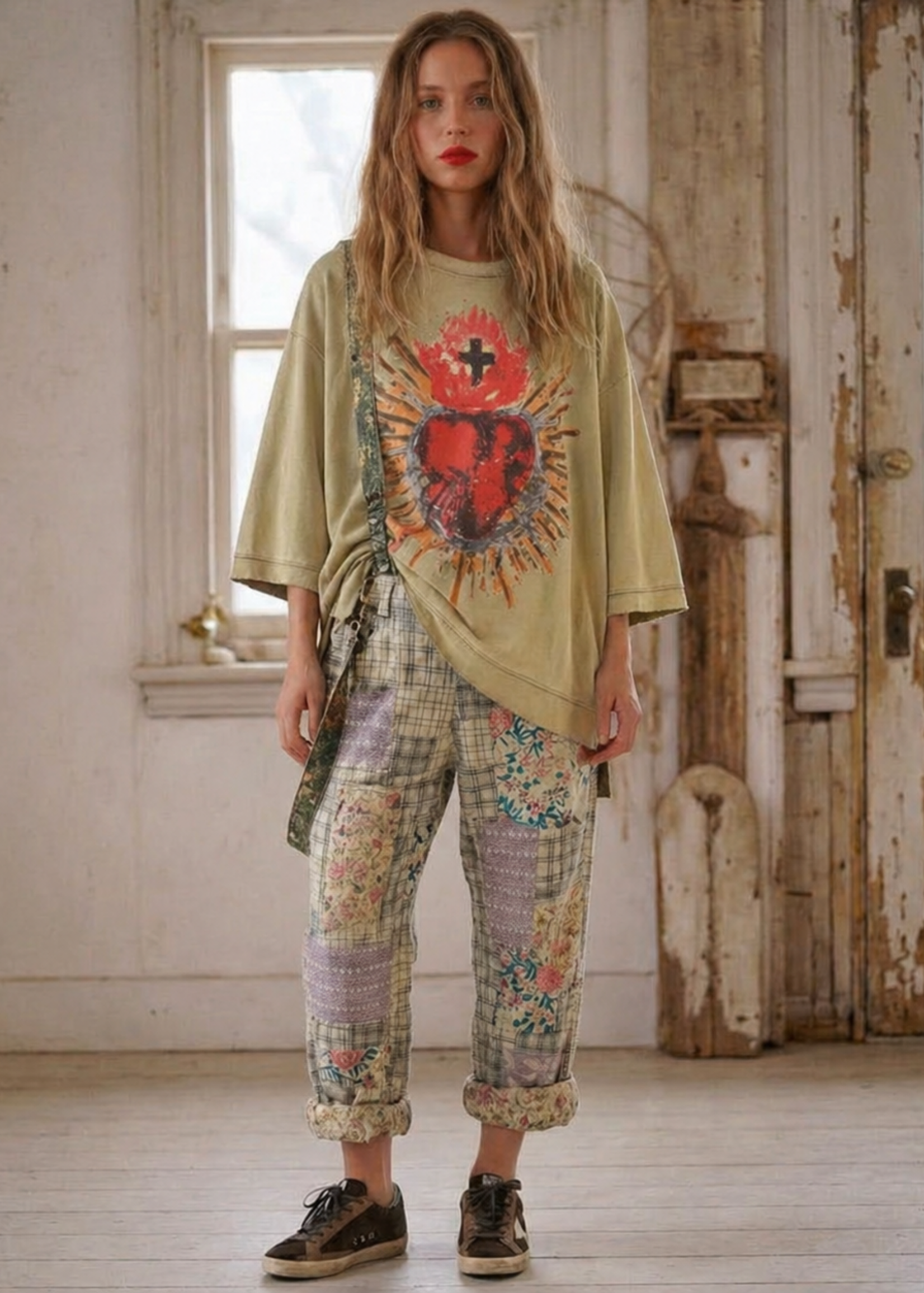 Jaded Gypsy Clothing Dance With The Moon Sweatshirt Olive Sacred Heart One Size