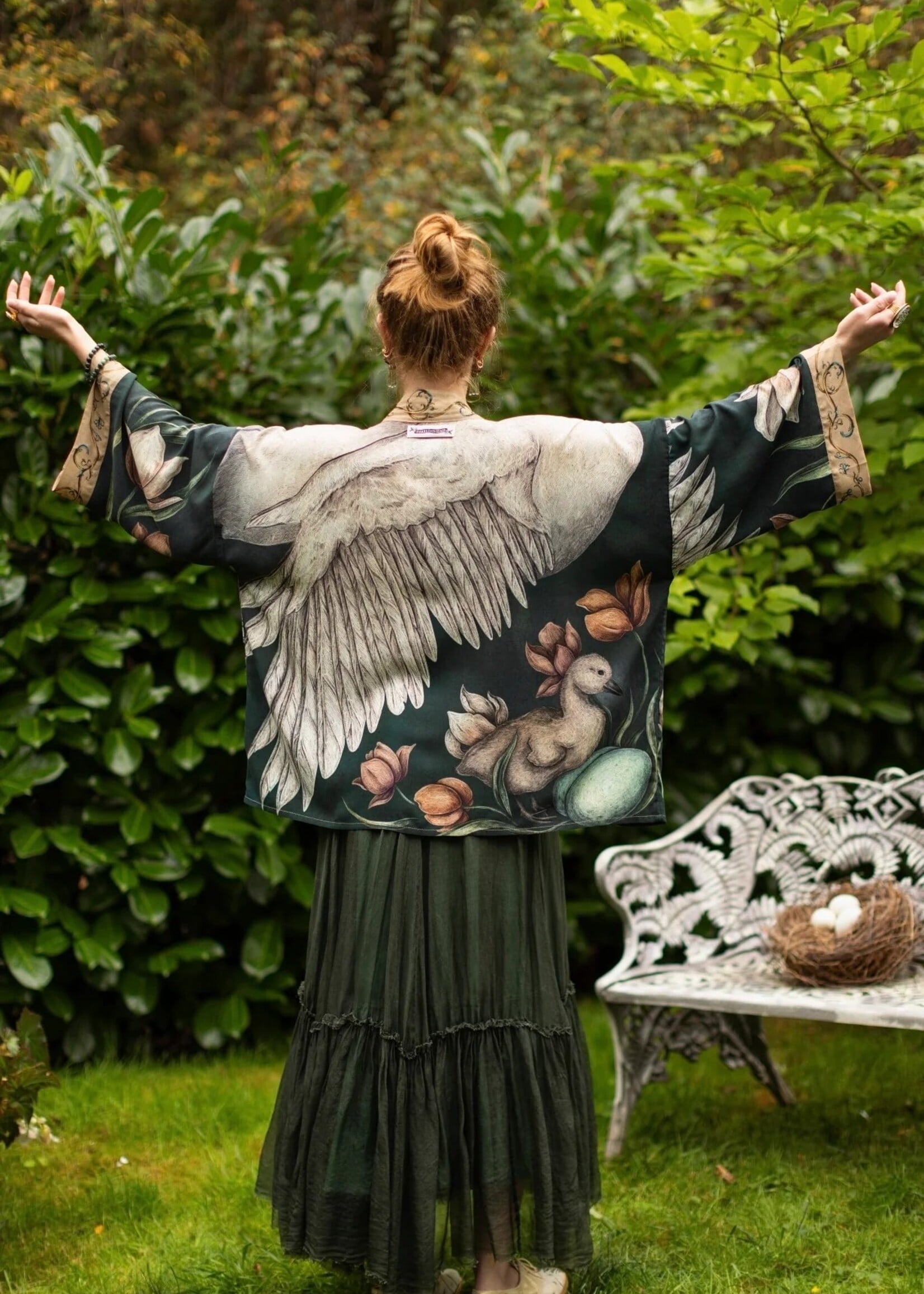 Market of Stars Under My Wing Pixie Crop Kimono