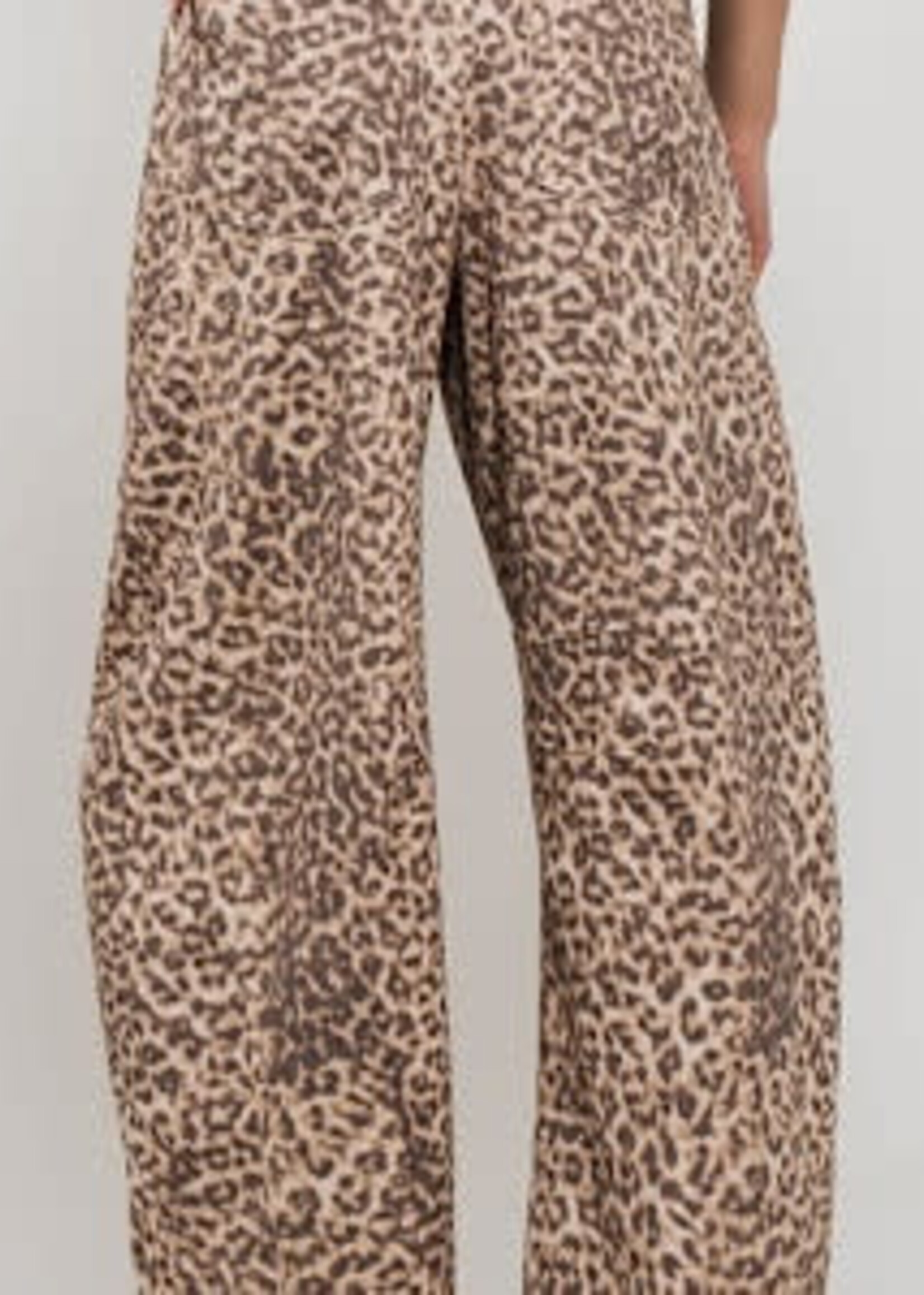 Leopard Print Barrel Jeans - Caramel Brown